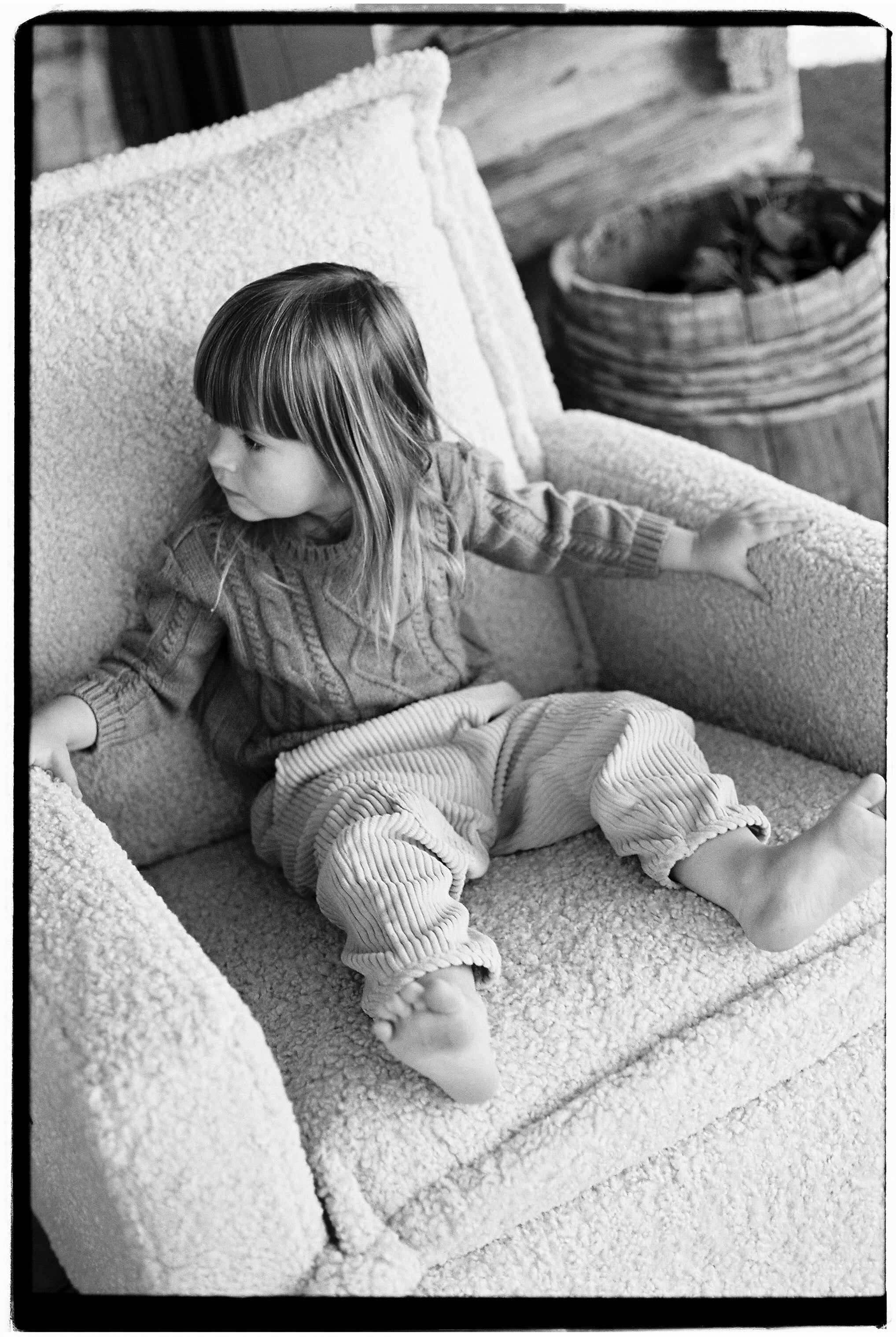 Flynn – Gliding Swivel Nursery Recliner - Sheepskin Linen