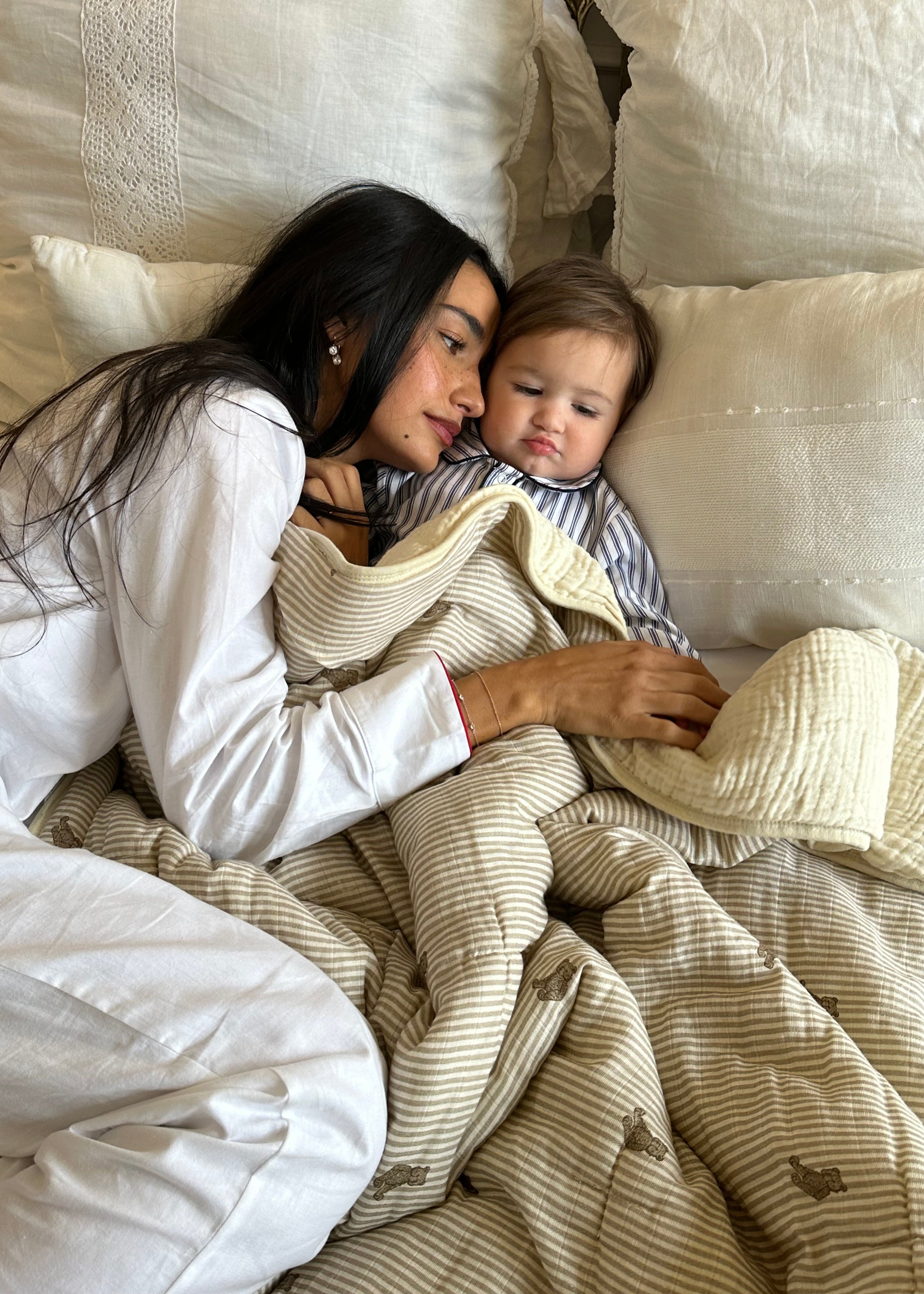 Bear - Premium Muslin Crib Quilt