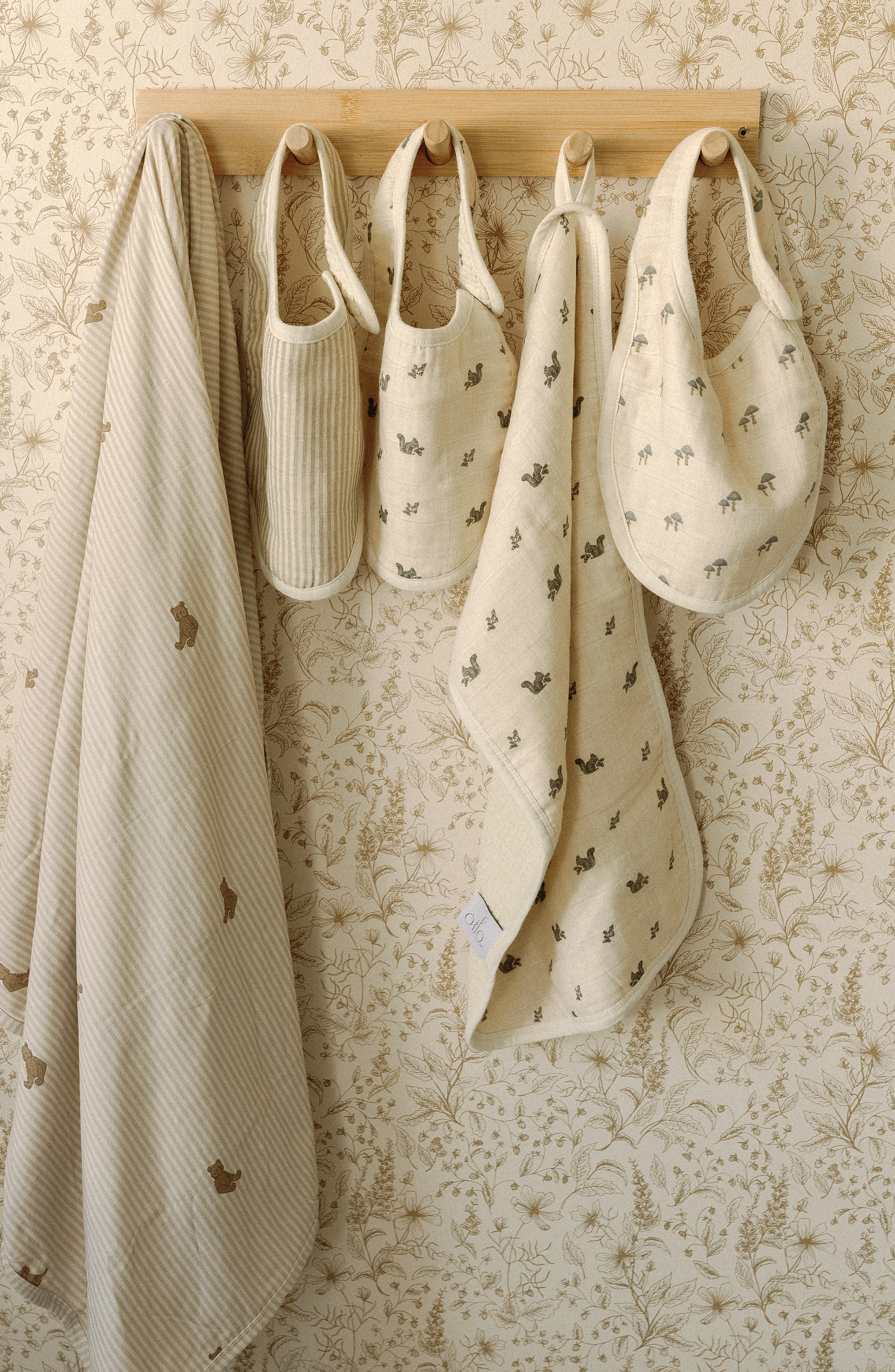 'Squirrel' & 'Mushroom' - Premium Muslin Bib 2-Pack