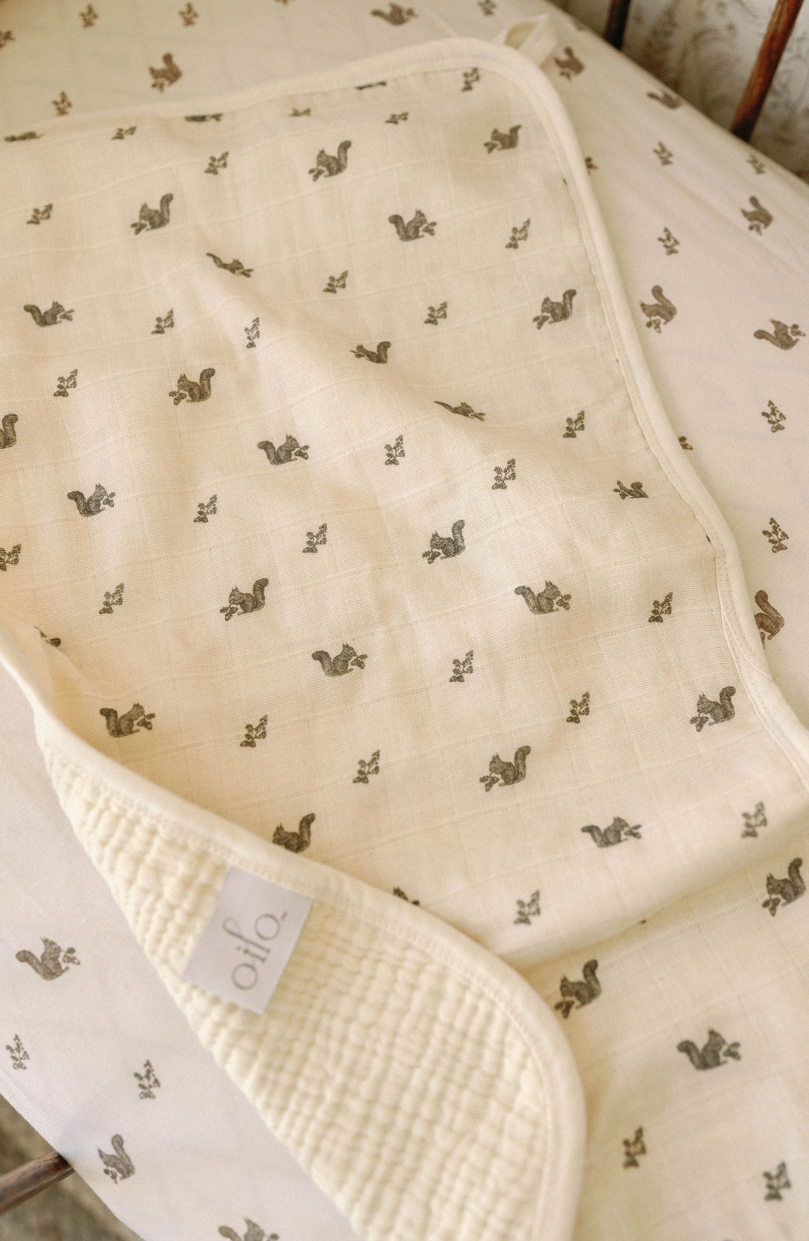 'Squirrel' & 'Mushroom' - Premium Muslin Burp Cloth 2-Pack
