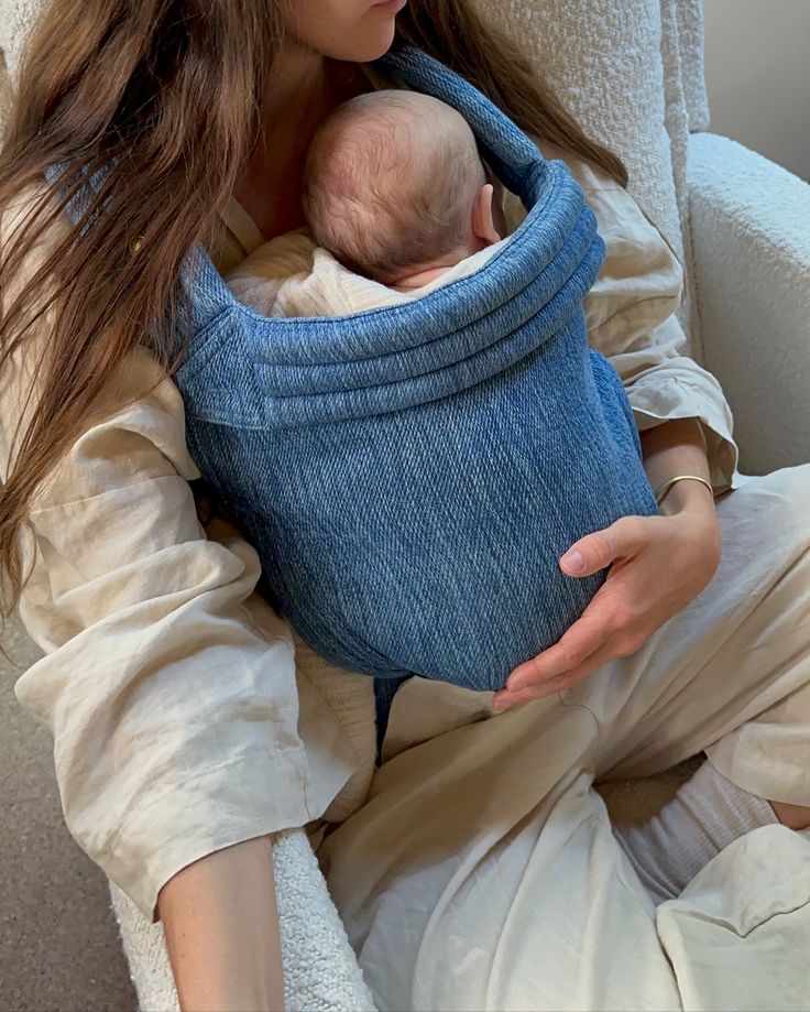 Flynn – Gliding Swivel Nursery Recliner - High Performance Bouclé Oyster