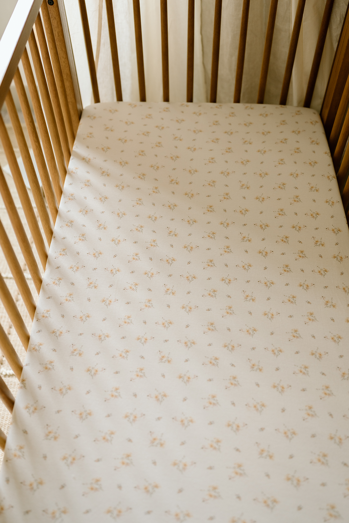 'Dainty Floral' - Crib Sheet
