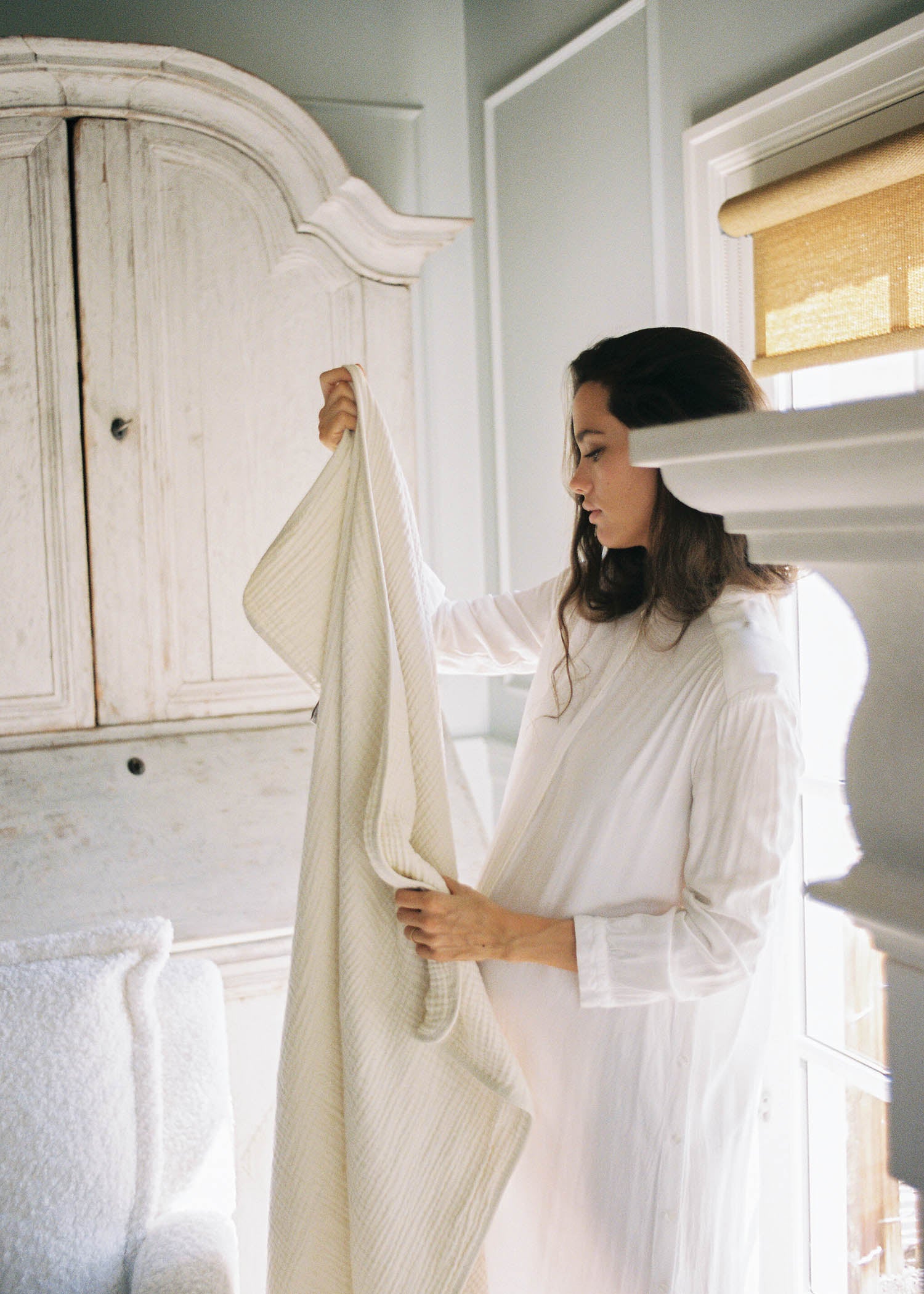 &#39;Eggshell&#39; Creme - Premium Muslin Blanket