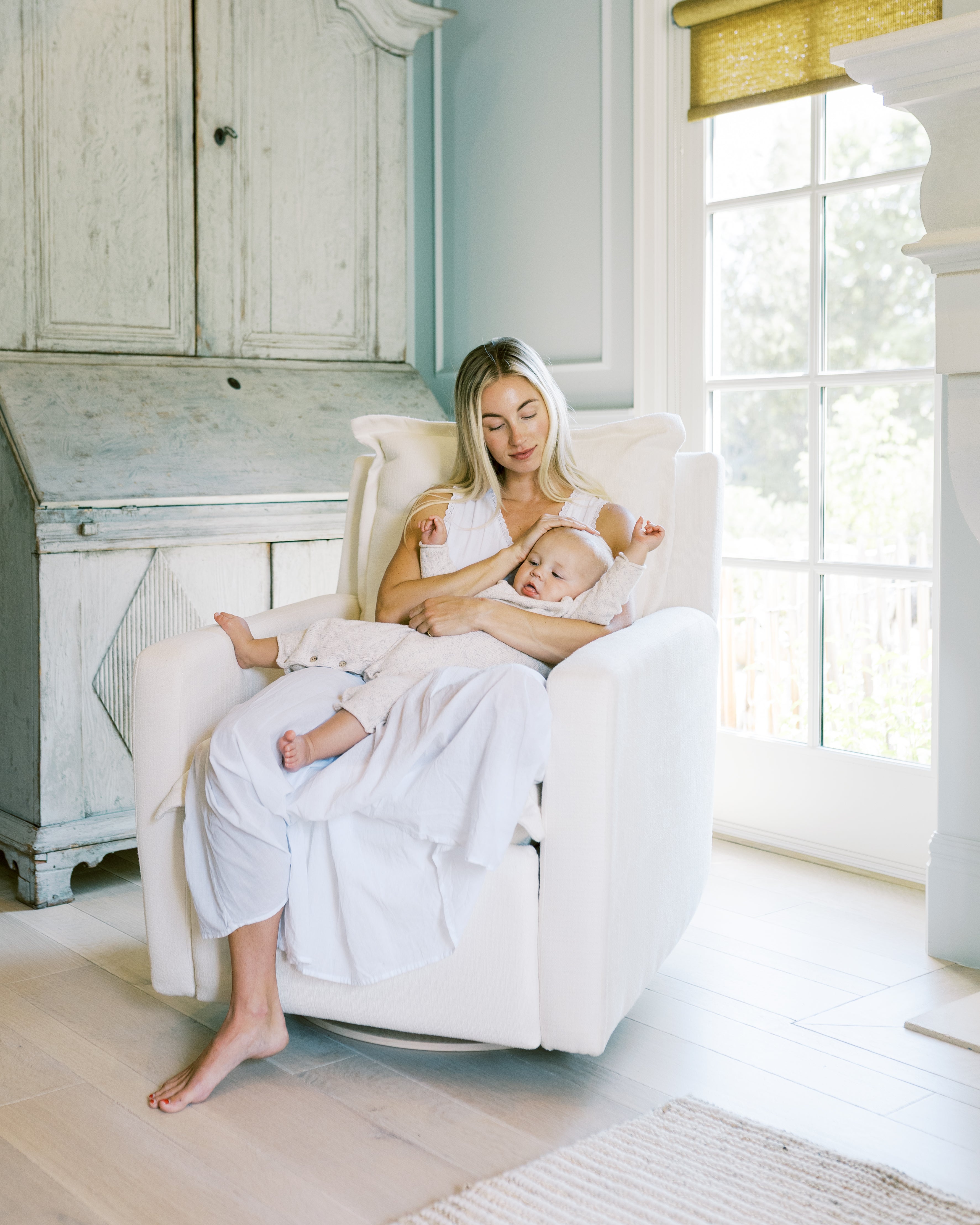 HIGH PERFORMANCE IVORY SWATCH