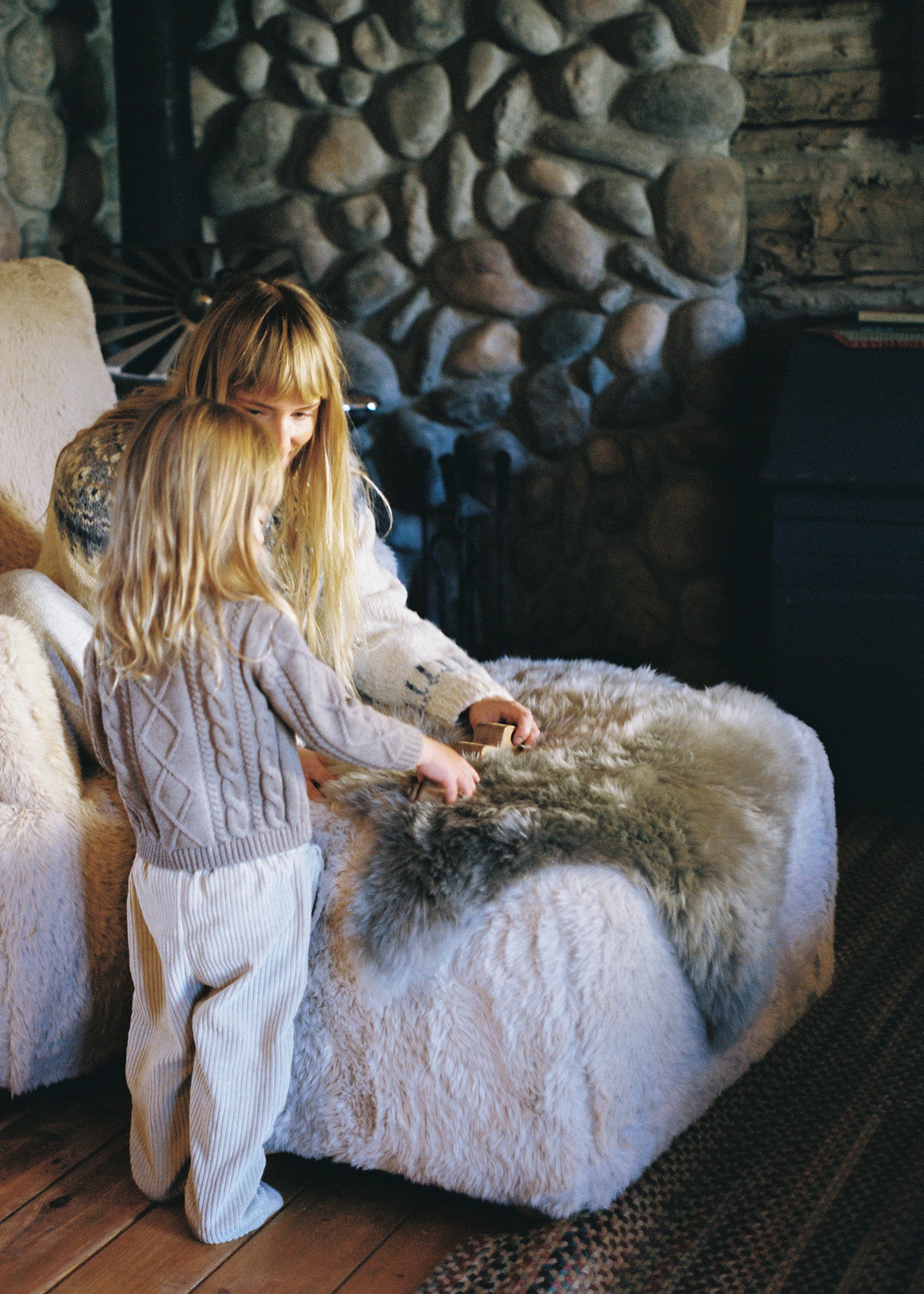 Real Fur Rug - Highland Hide Mocha