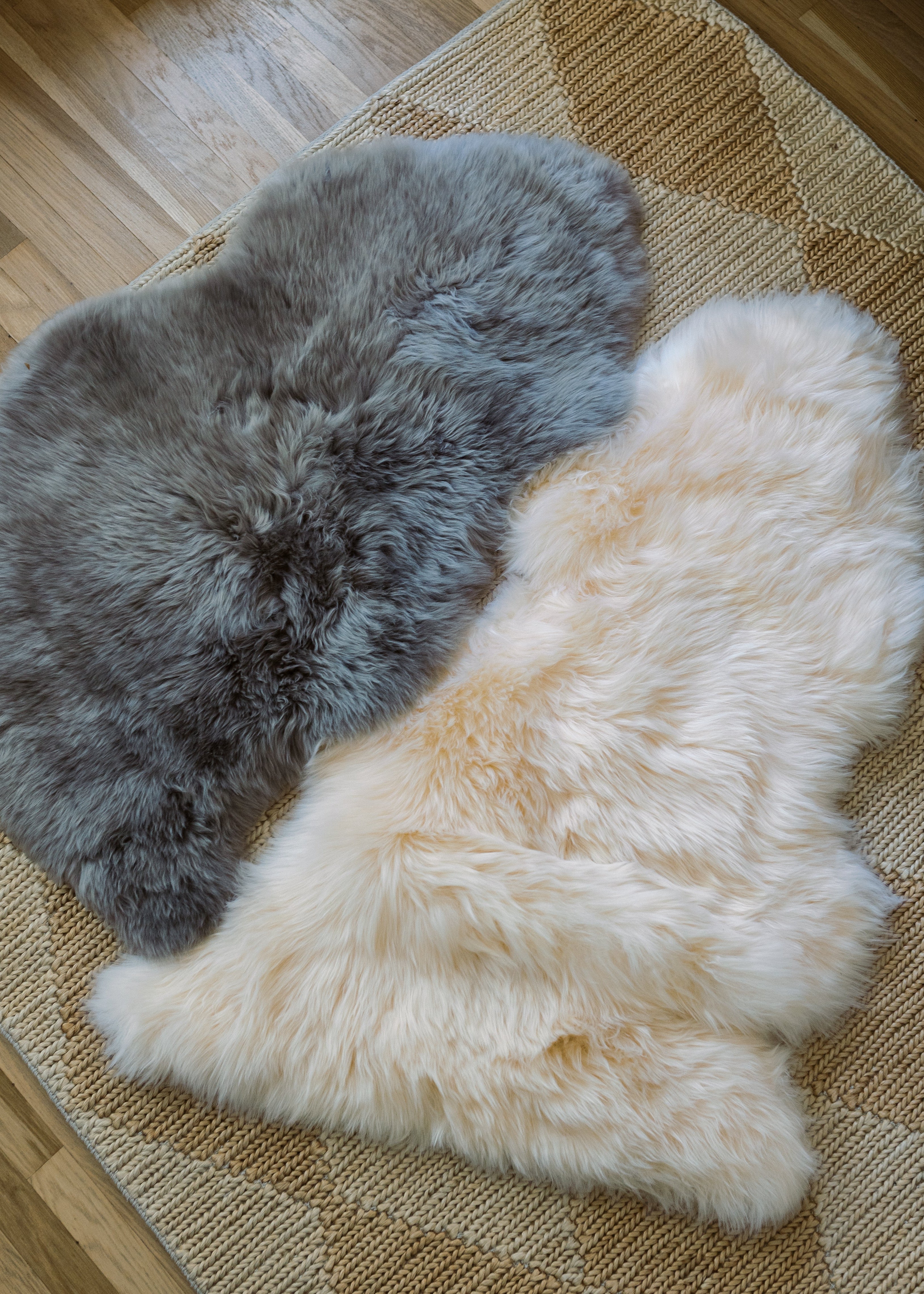 Real Fur Rug - Highland Hide Cream
