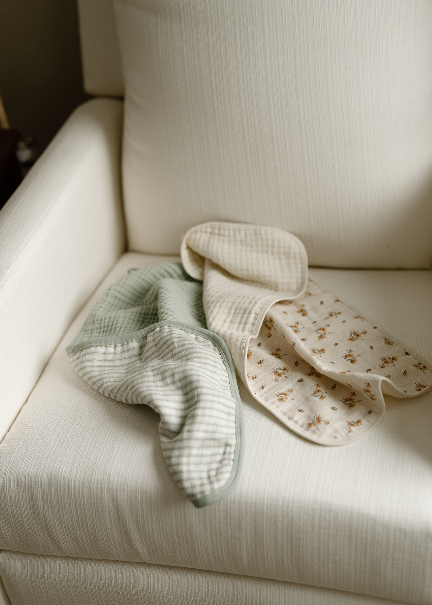 'Dainty Floral' & 'Sea Moss' Sage Green Stripe - Muslin Burp Cloth 2-Pack