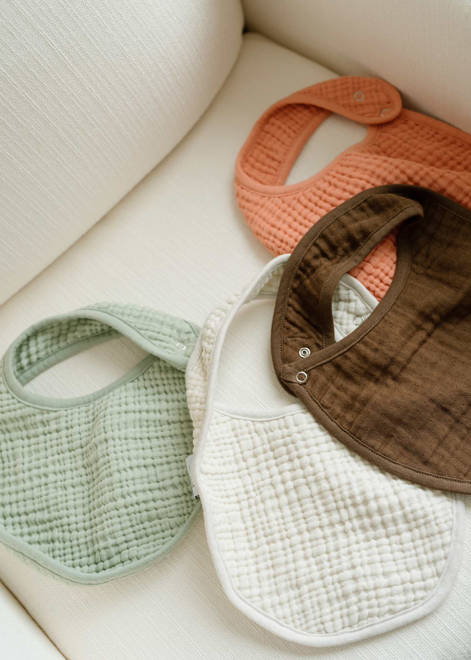 'Bark' Brown & 'Sea Moss' Sage Green - Premium Muslin Bib 2-Pack