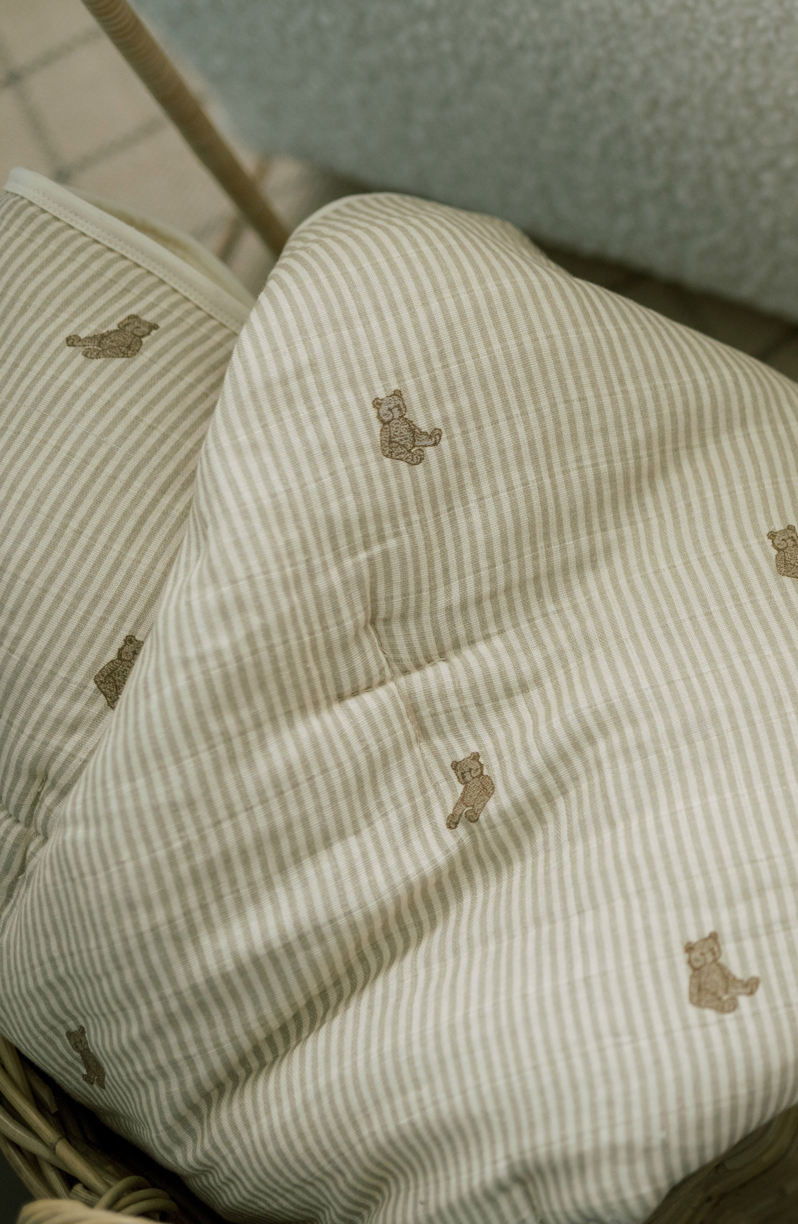 'Bear' - Premium Muslin Crib Quilt & Sham