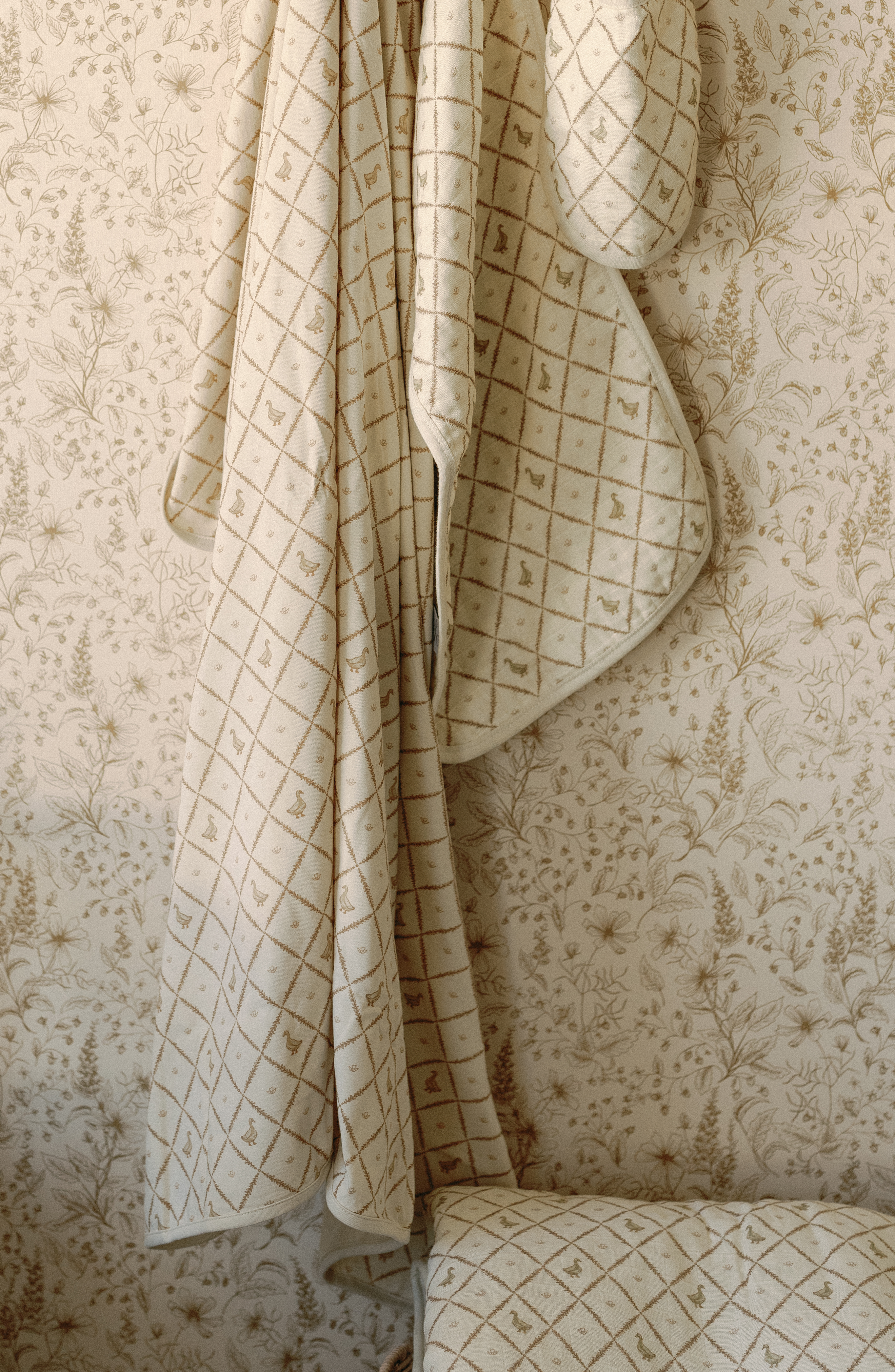 'Bear' & 'Duck' - Jersey Swaddle Blanket Set
