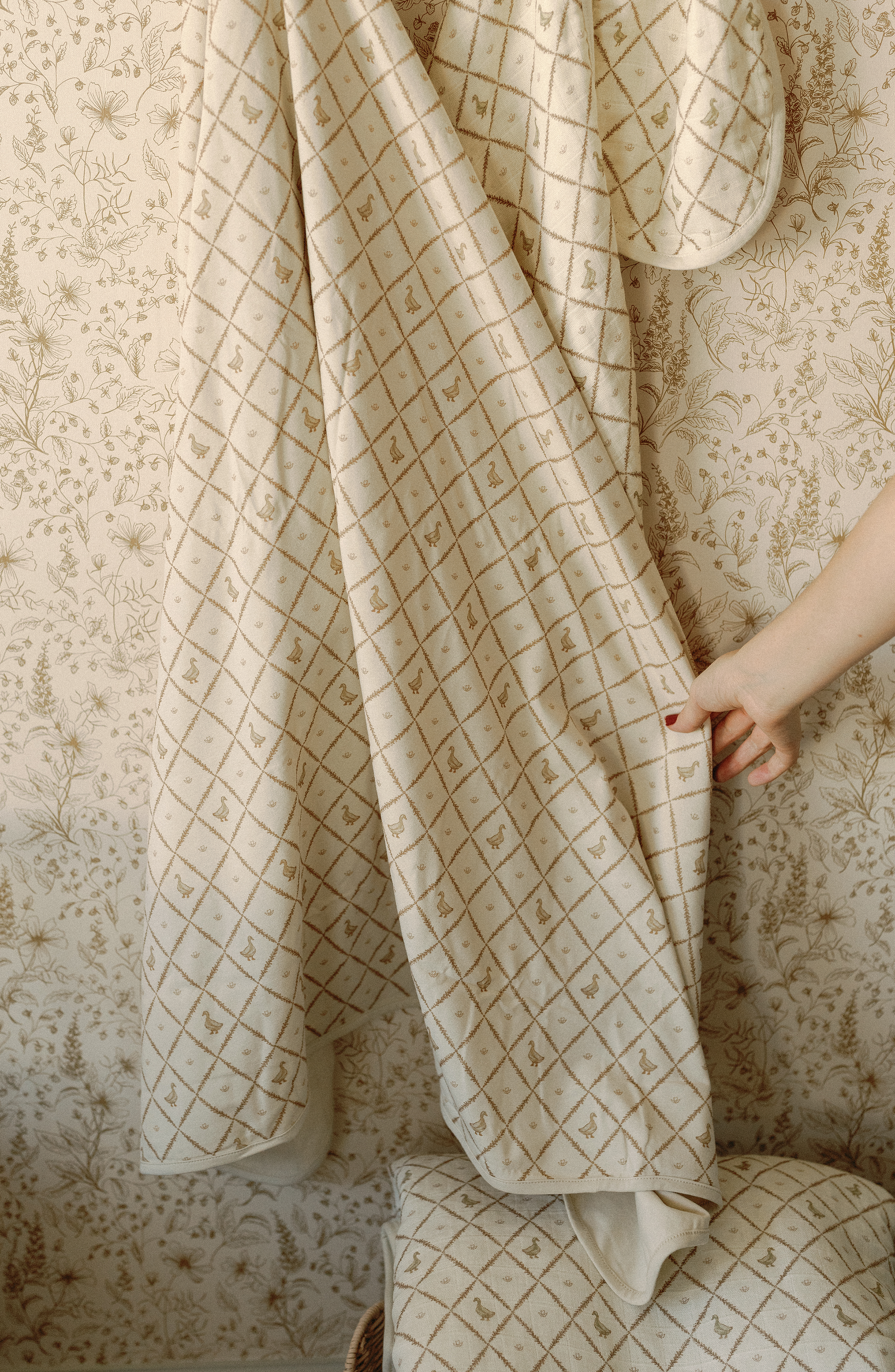 'Bear' & 'Duck' - Jersey Swaddle Blanket Set