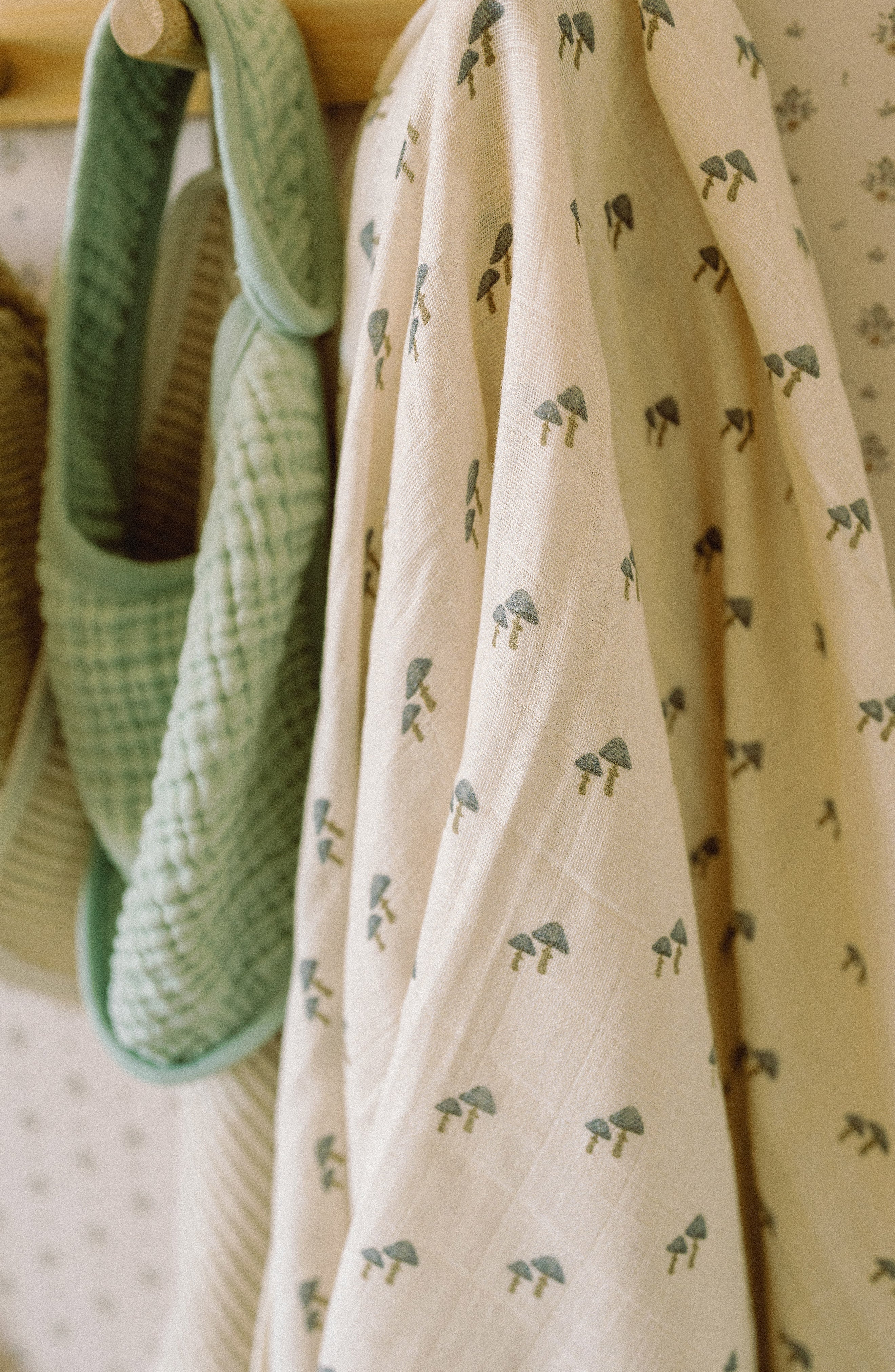 'Squirrel' & 'Mushroom' - Muslin Swaddle Blanket Set
