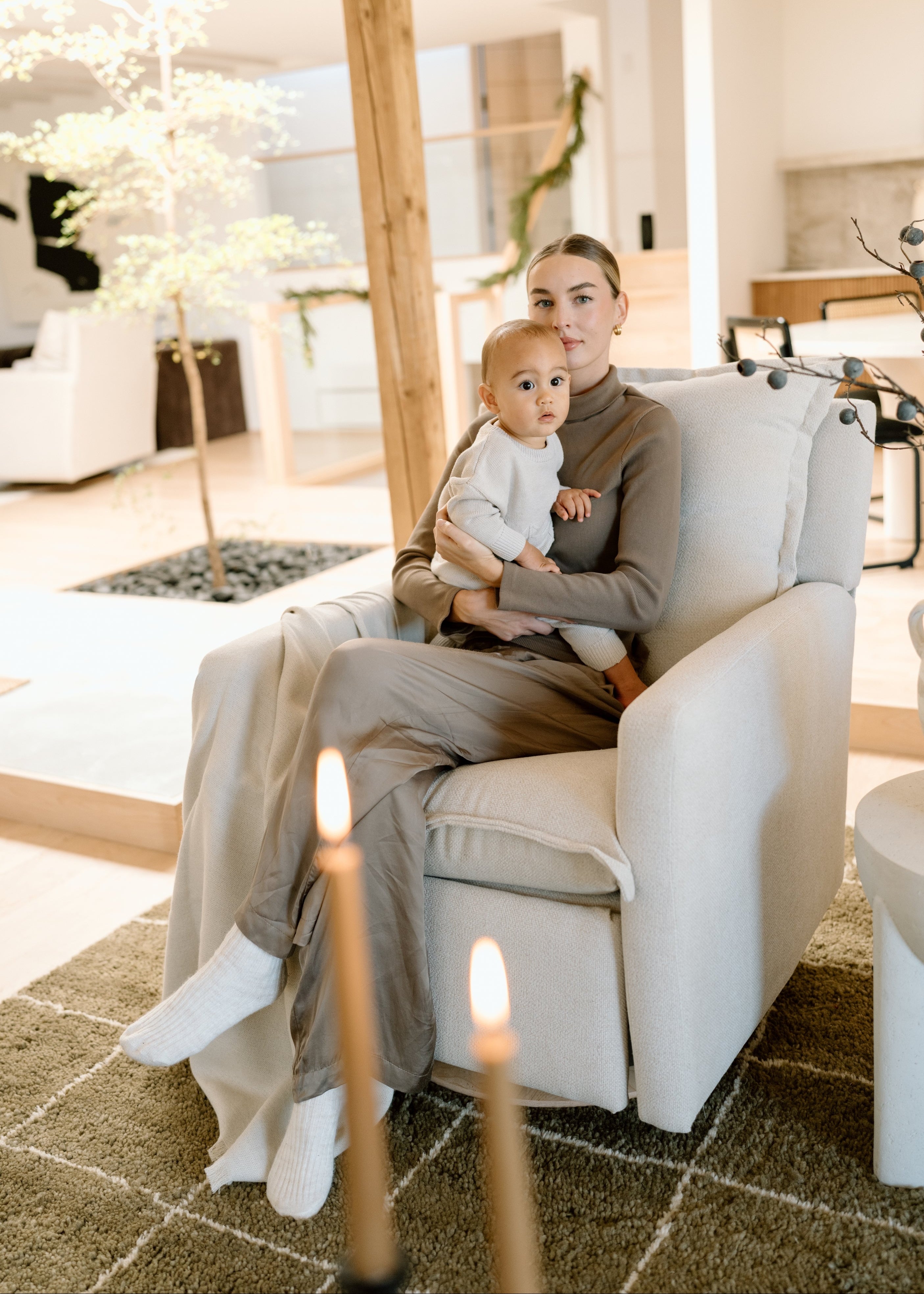 Flynn – Gliding Swivel Nursery Recliner - High Performance Basket Sand