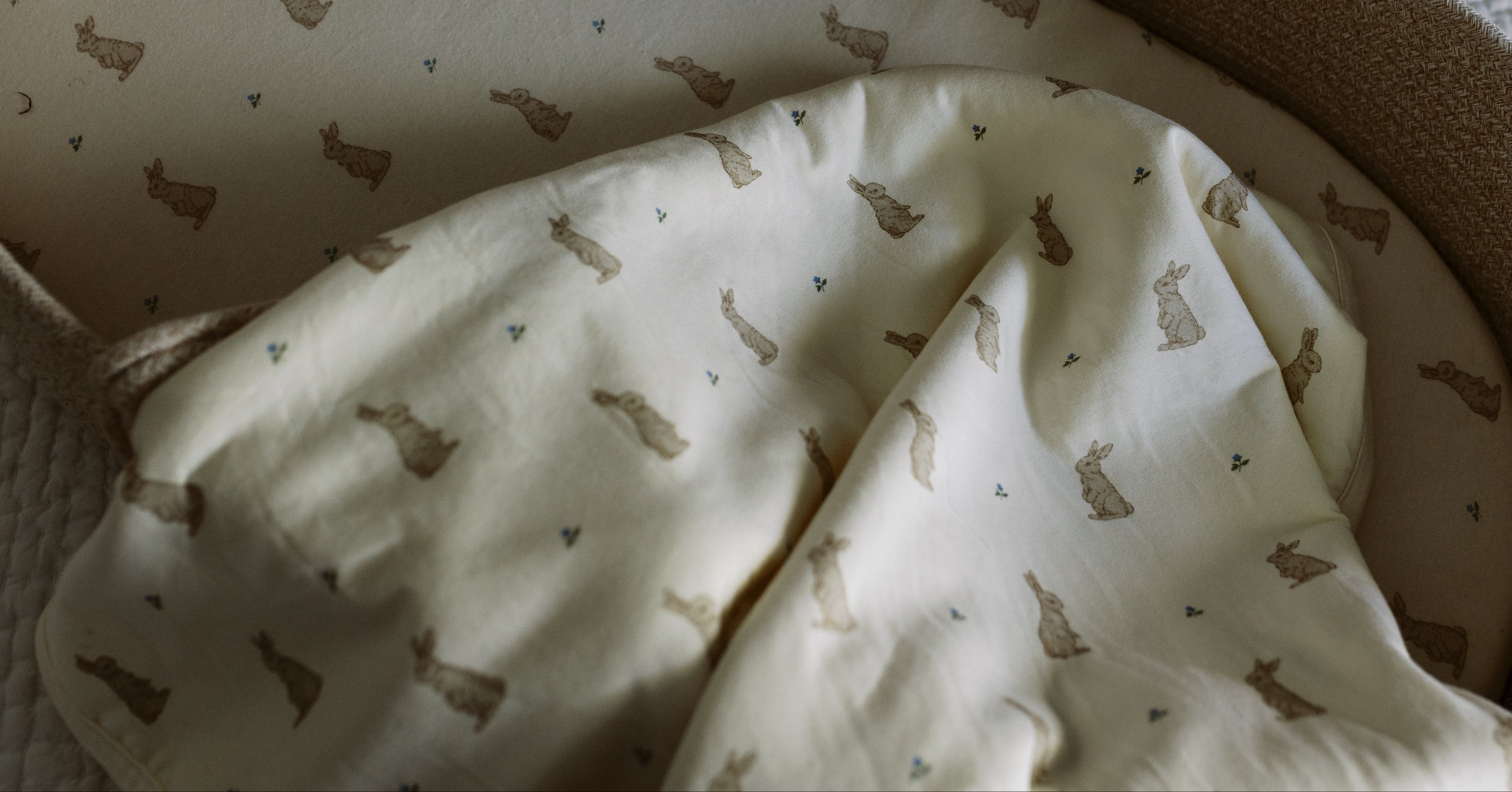 Bunny - Convertible Moses Basket Sheet & Extra Small Changing Pad Cover
