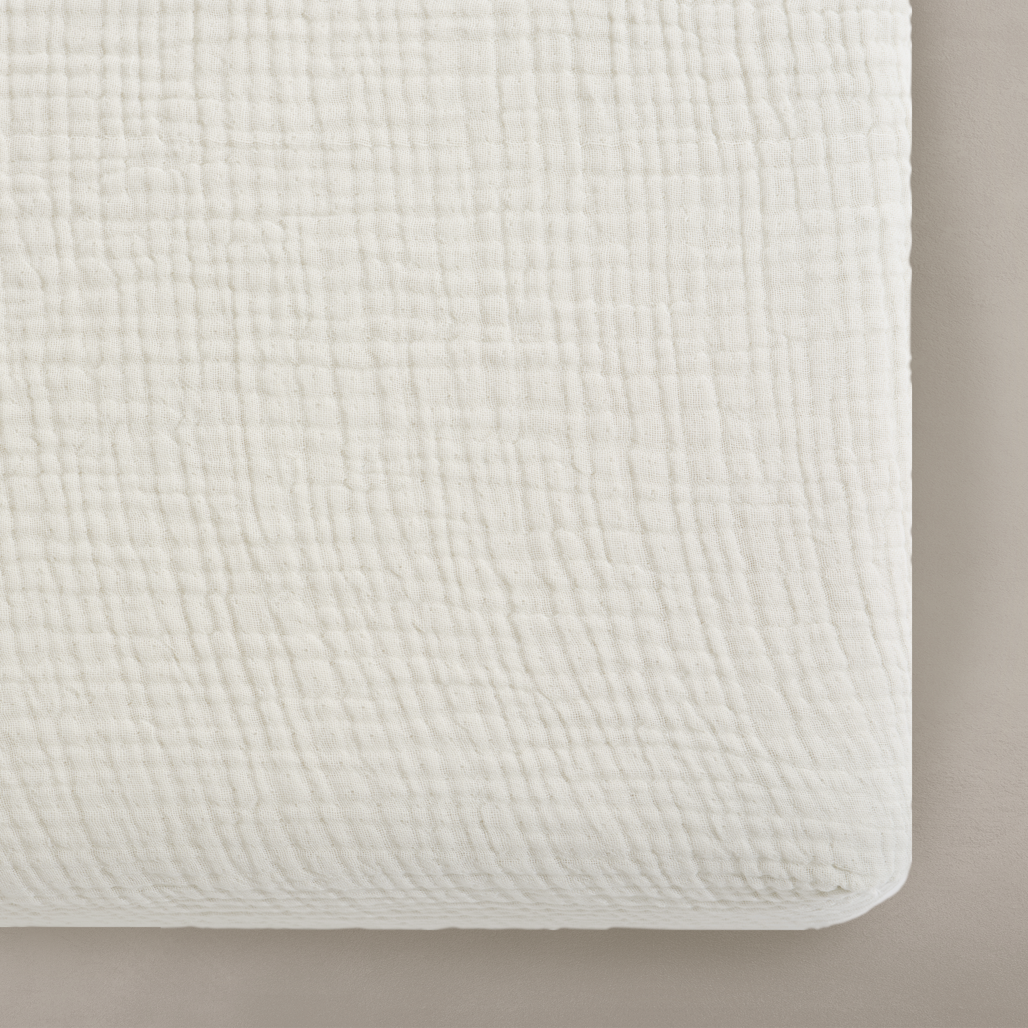 &#39;Eggshell&#39; Creme - Premium Muslin Crib Sheet