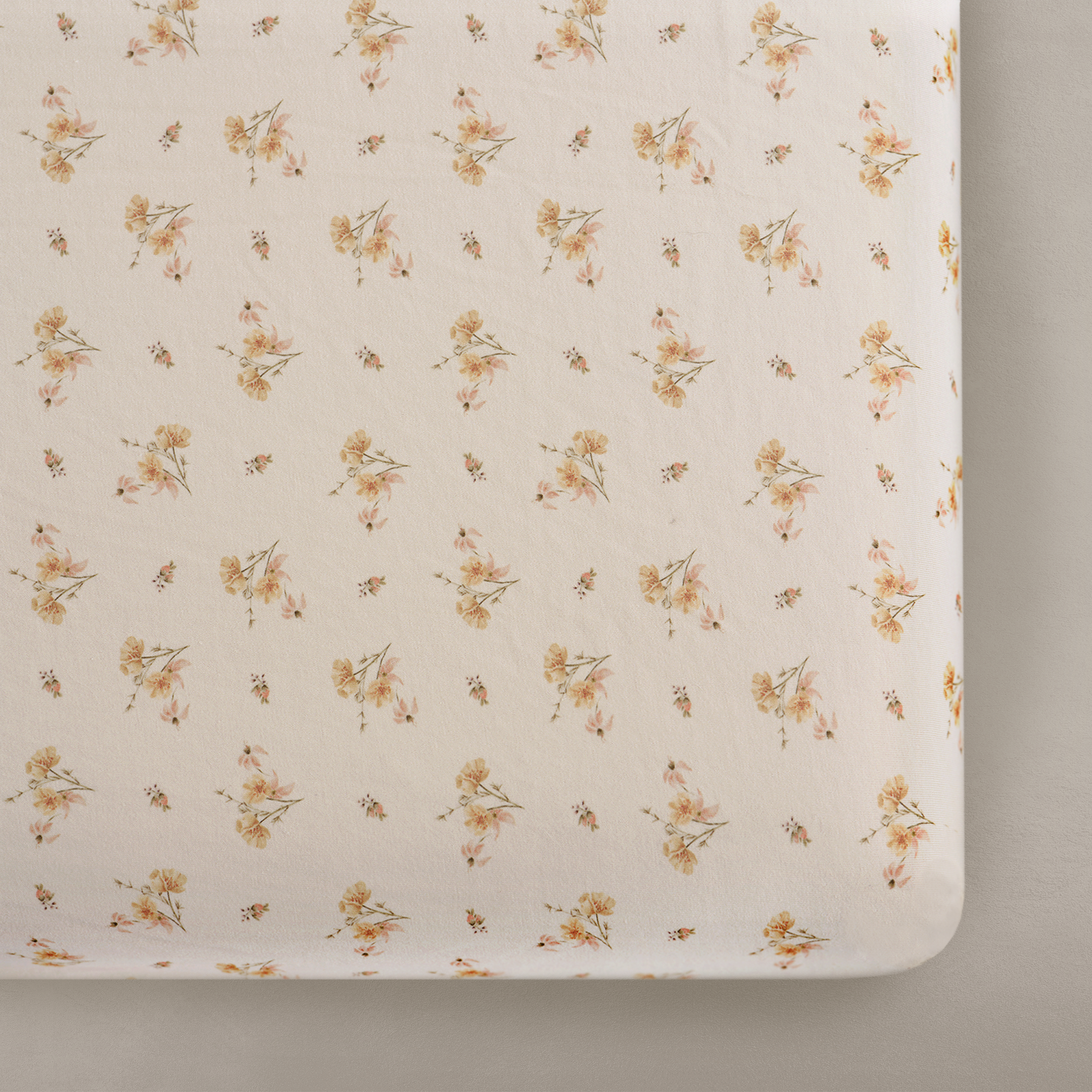 'Dainty Floral' - Crib Sheet
