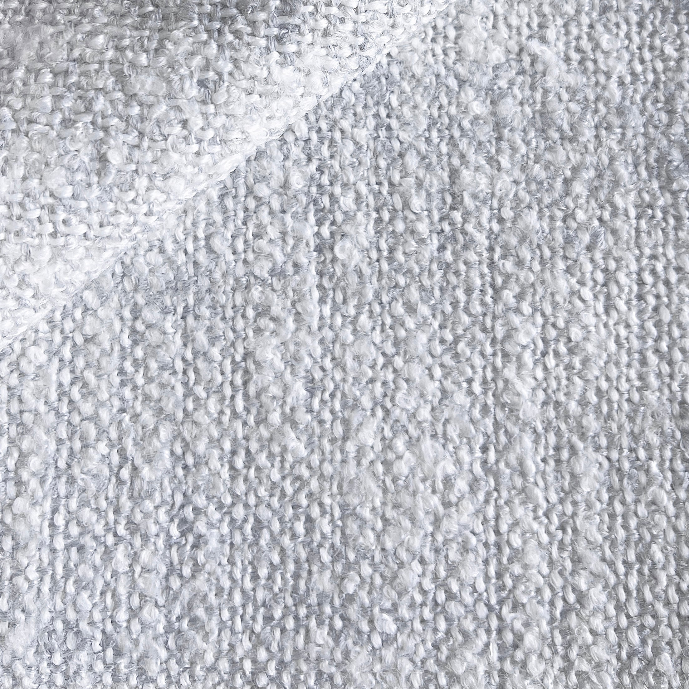 IN STORE EXCLUSIVE - MIST SWATCH