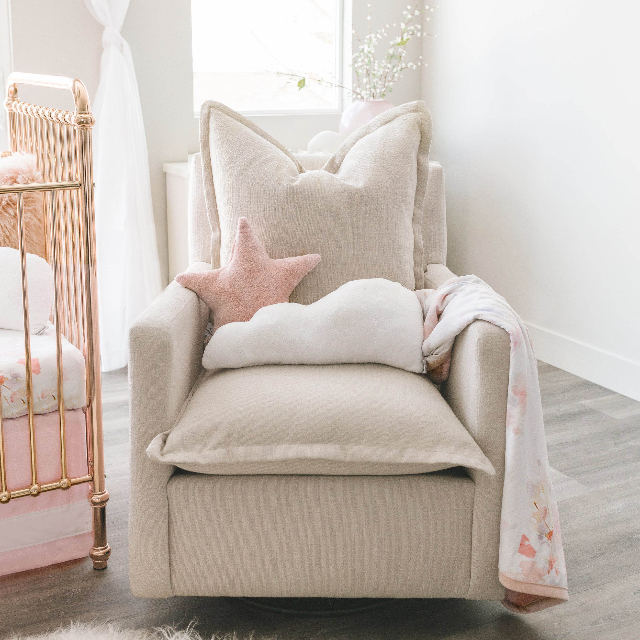 Plush Cloud Dream Pillow - White