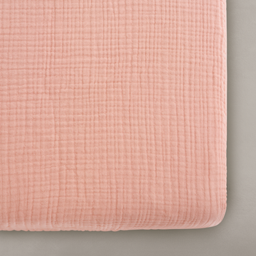 'Rosette' Pink Crib Sheet