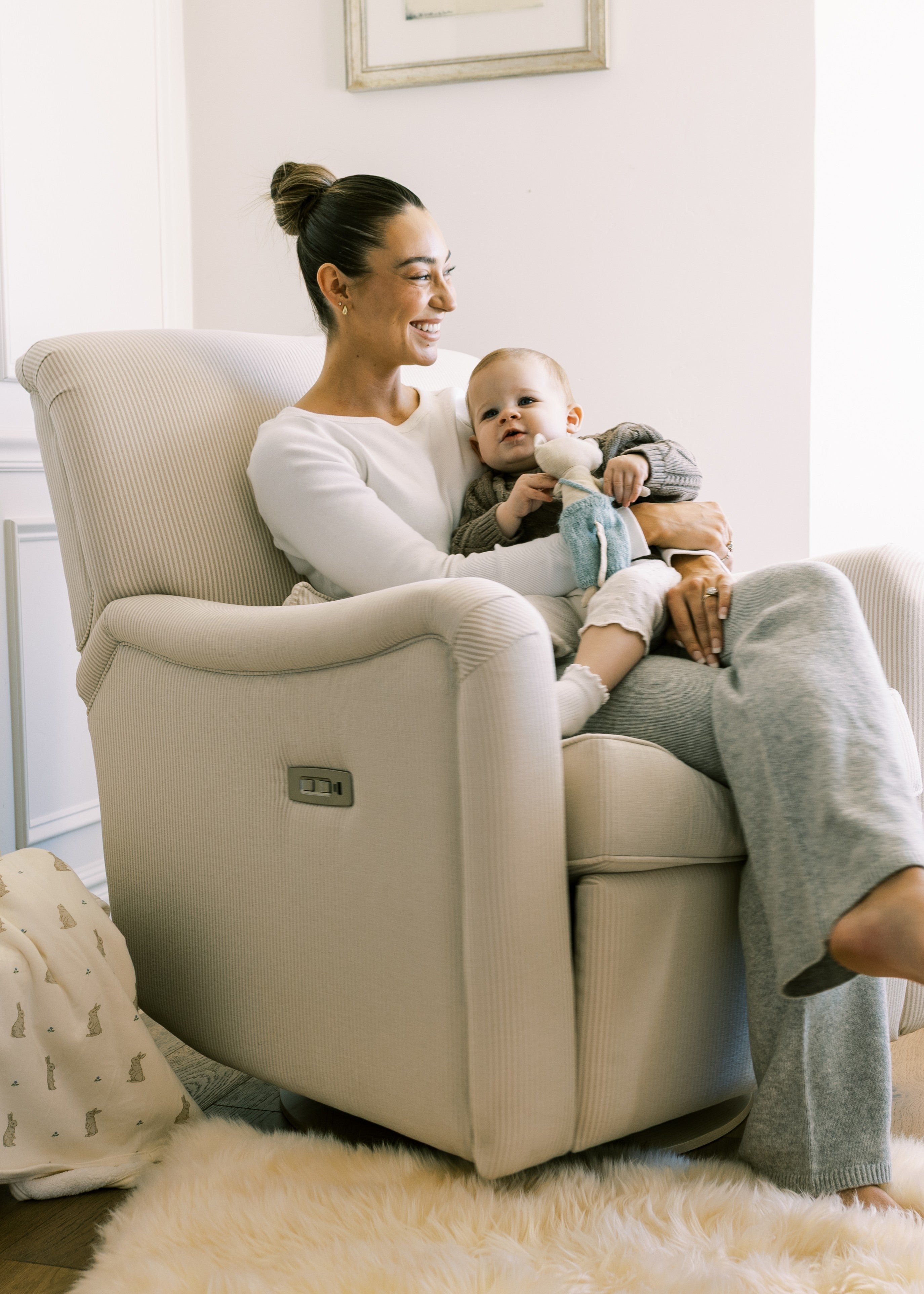 Teddy Gliding Swivel Nursery Recliner