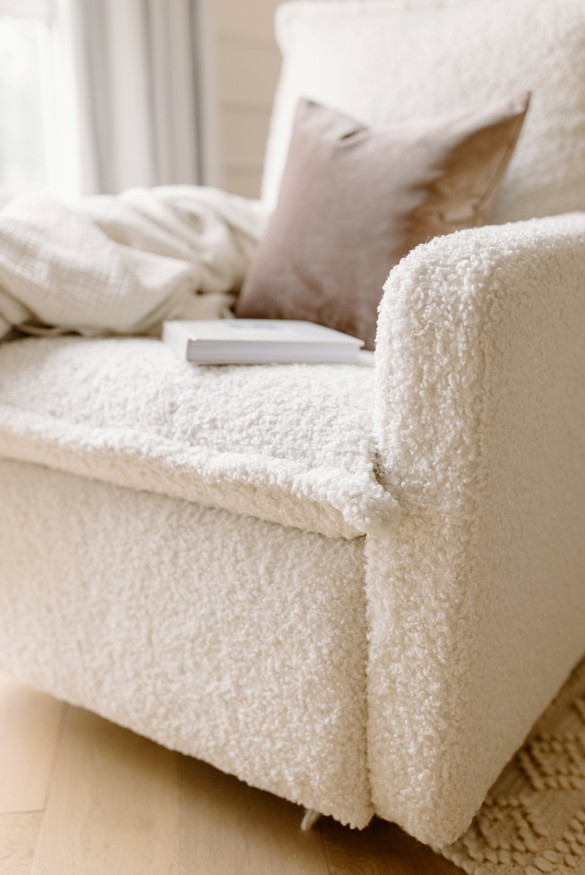 Flynn – Gliding Swivel Nursery Recliner - Sheepskin Cloud