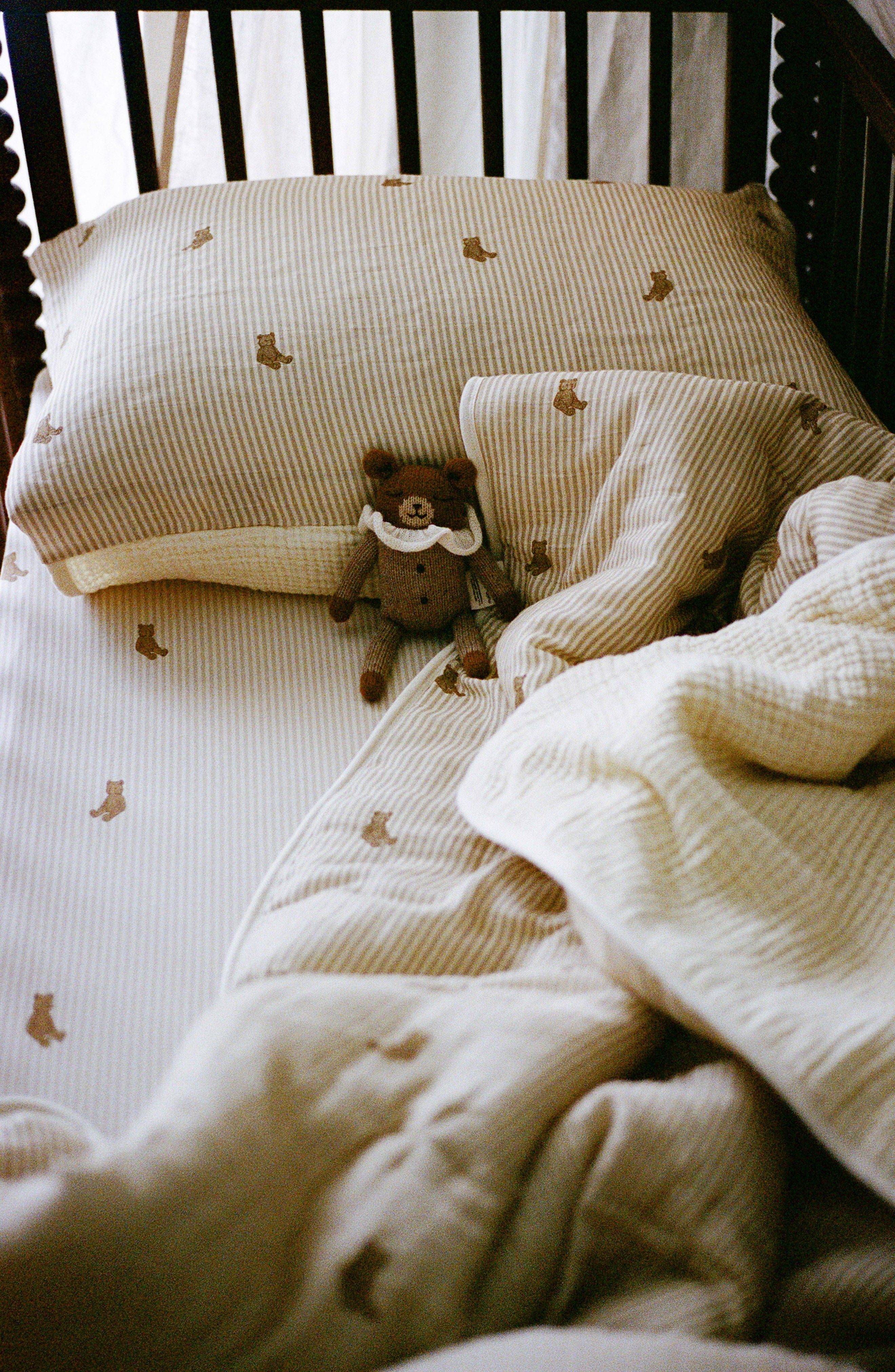 'Bear' - Premium Muslin Crib Quilt & Sham