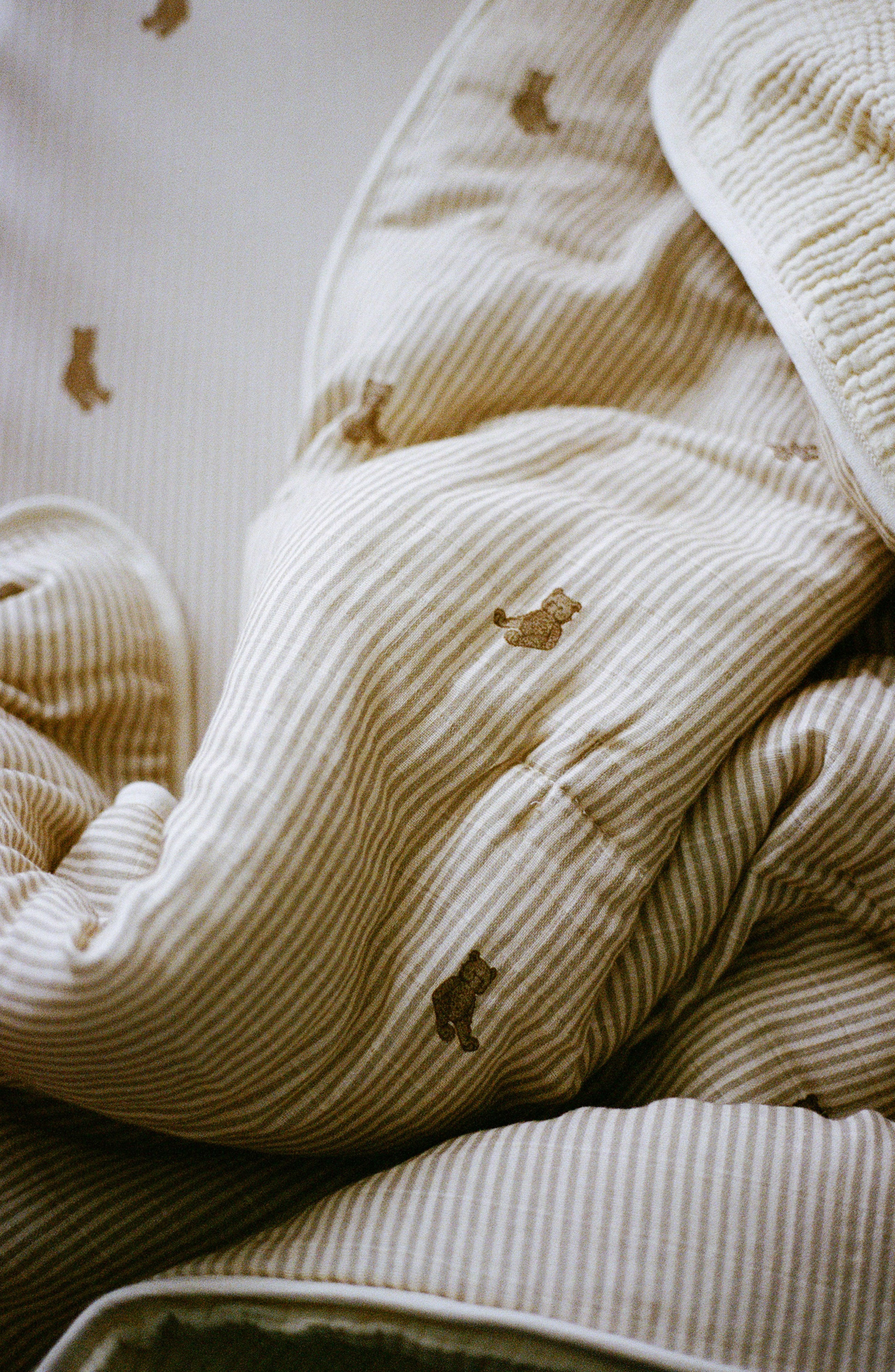 'Bear' - Premium Muslin Crib Quilt & Sham