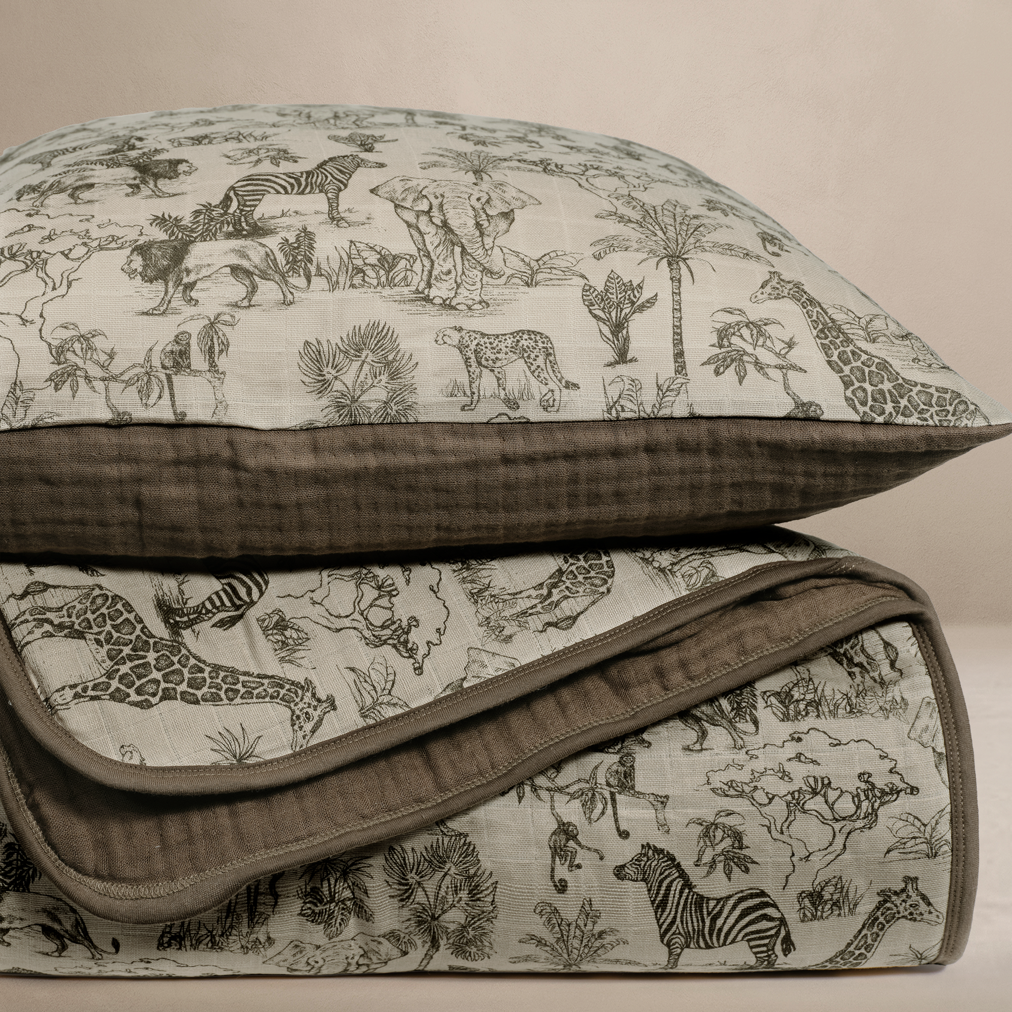 &#39;Vintage Safari&#39; Nursery - Premium Muslin Crib Quilt &amp; Sham Set