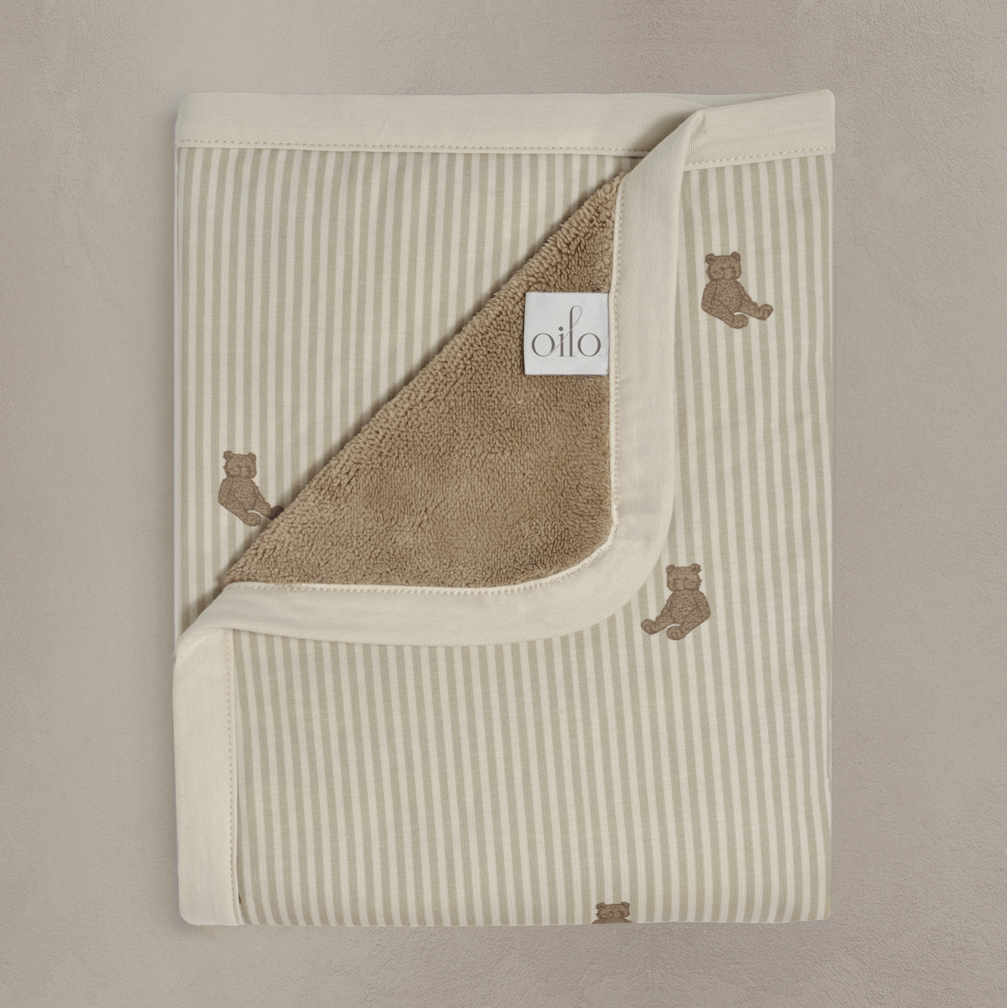 &#39;Bear&#39; - Cuddle Plush Infant Blanket