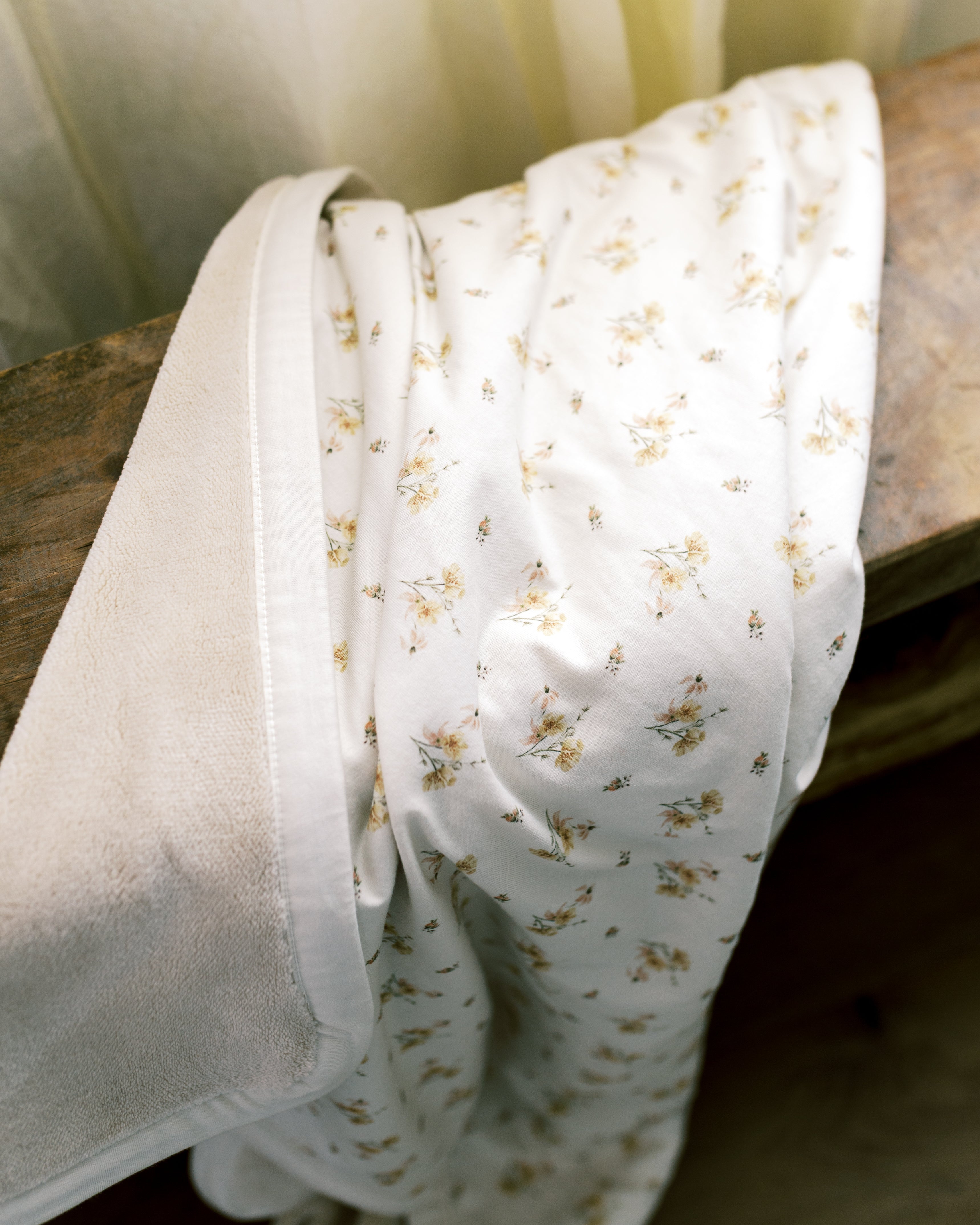 'Dainty Floral' - Cuddle Plush Infant Blanket
