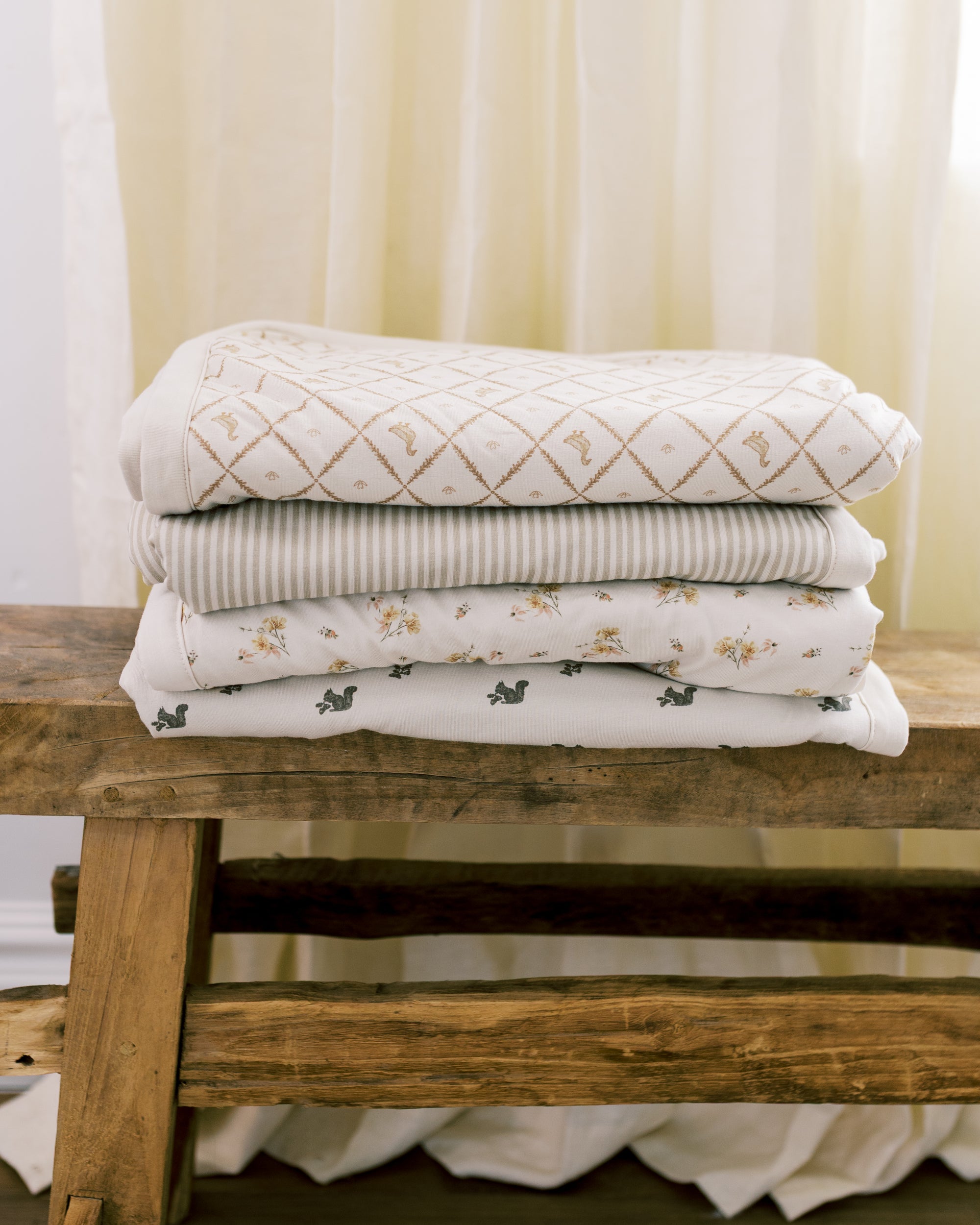 &#39;Bear&#39; - Cuddle Plush Infant Blanket