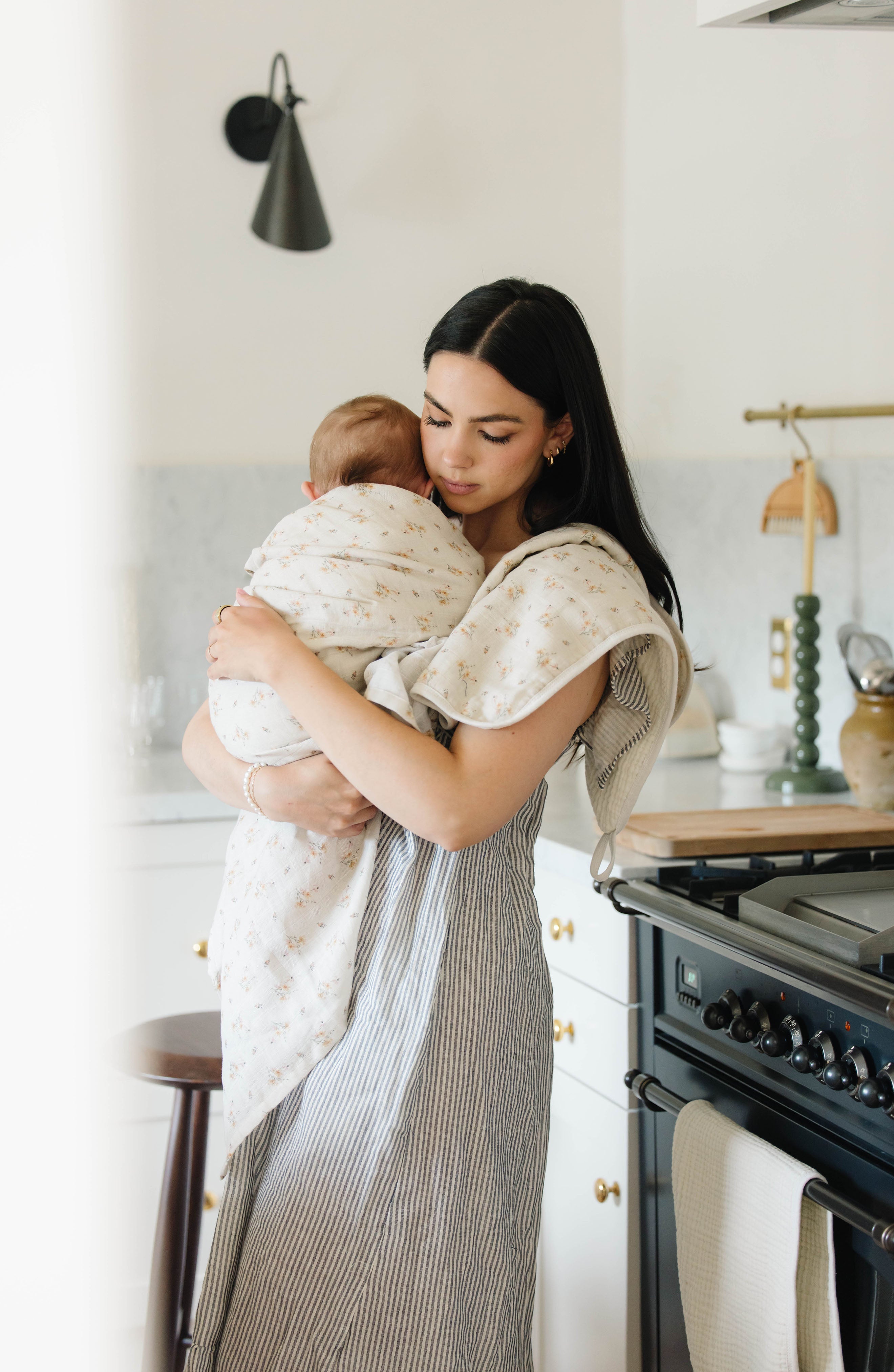 Dainty Floral & Sea Moss Sage Green Stripe - Jersey Swaddle Set