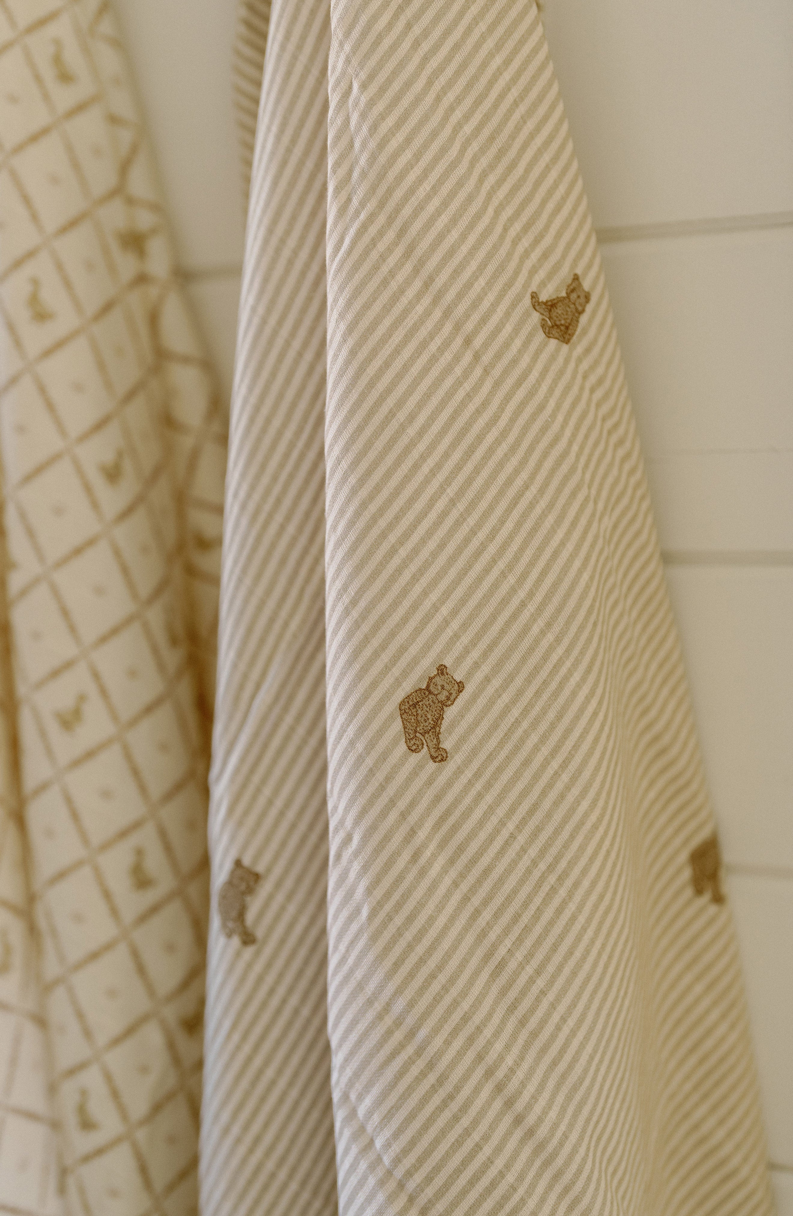 'Bear' & 'Duck' - Muslin Swaddle Blanket Set