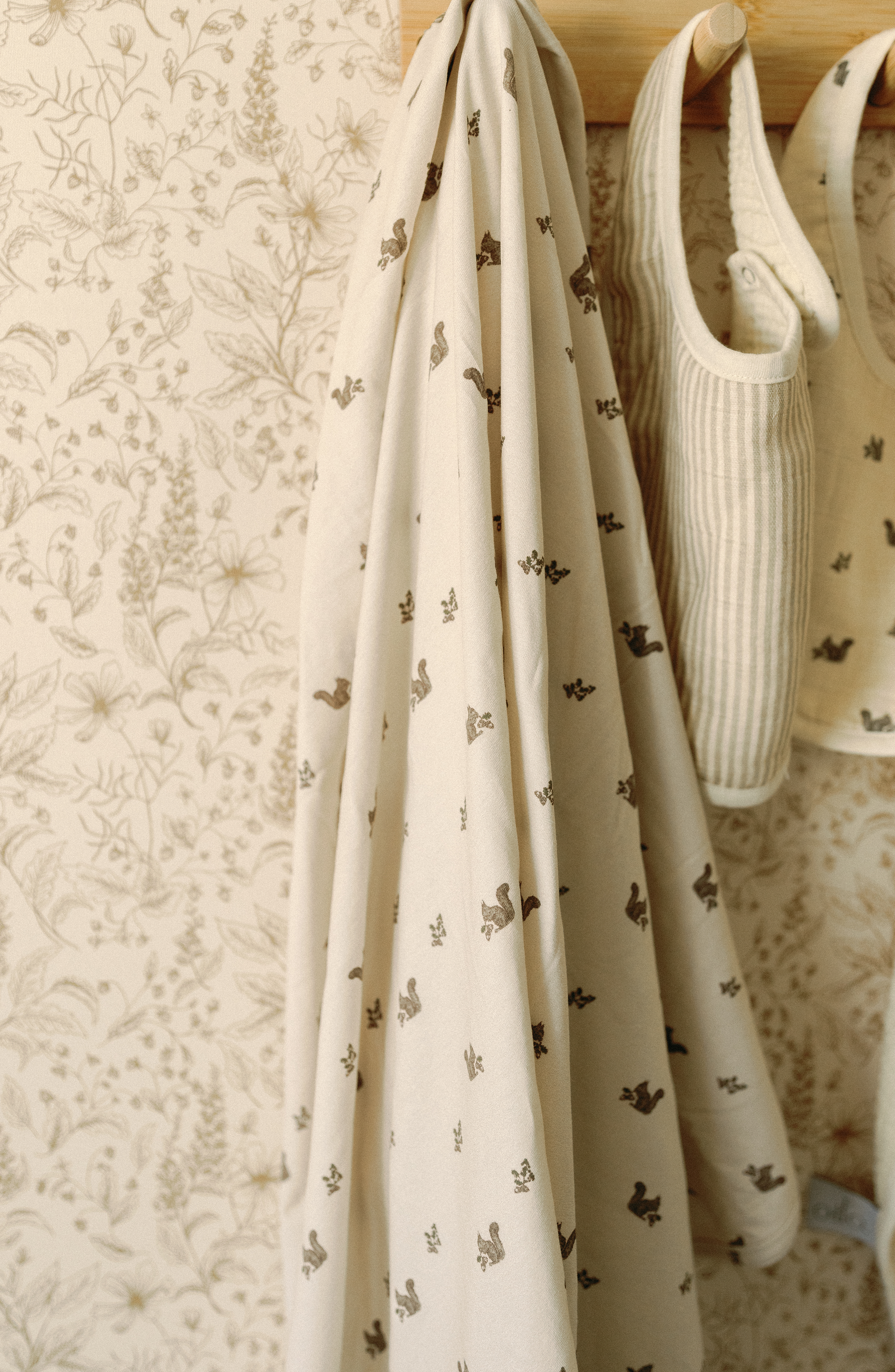 'Squirrel' & 'Mushroom' - Jersey Swaddle Blanket Set