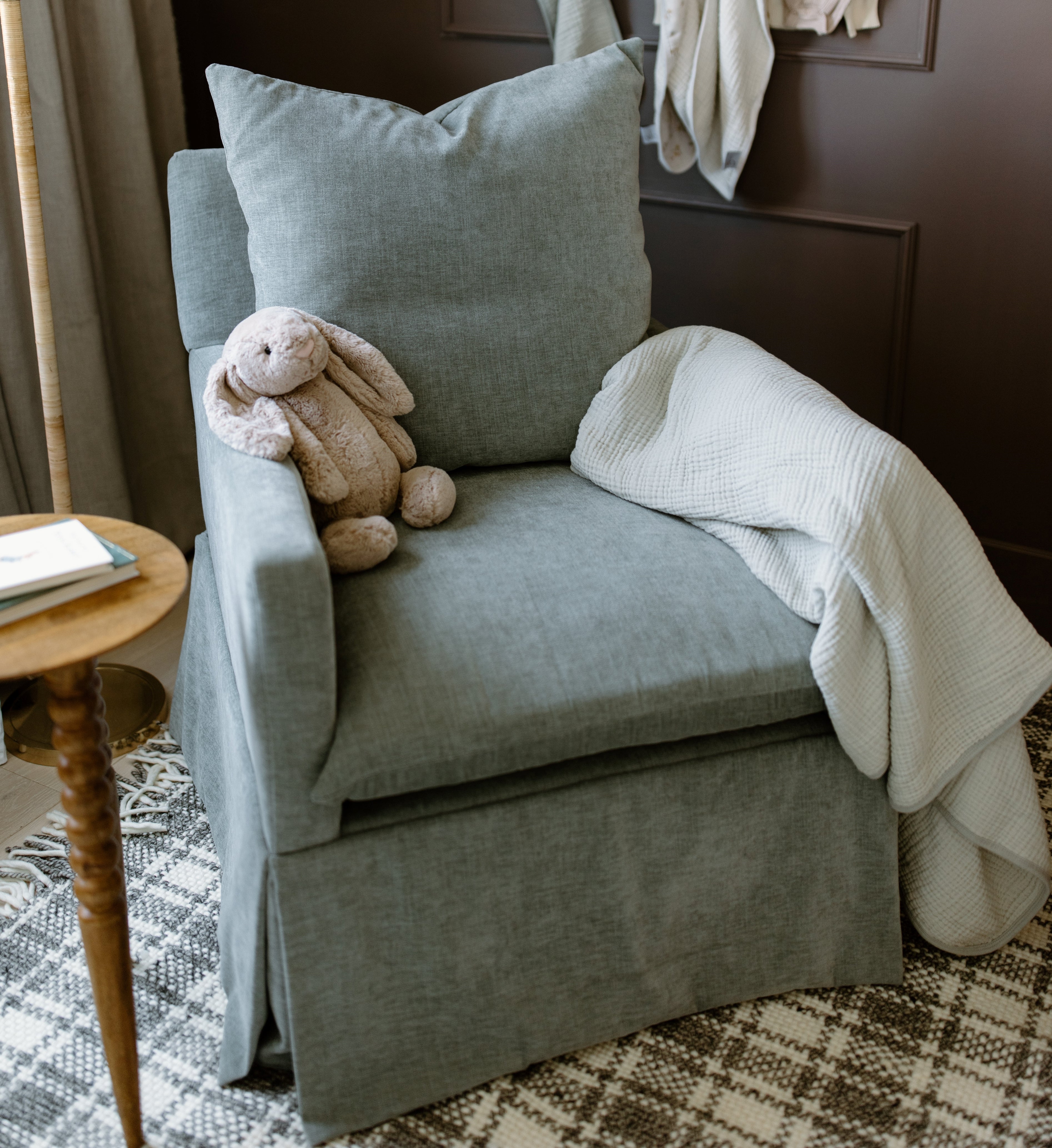 Zoey Swivel Nursery Glider Oilo Studio