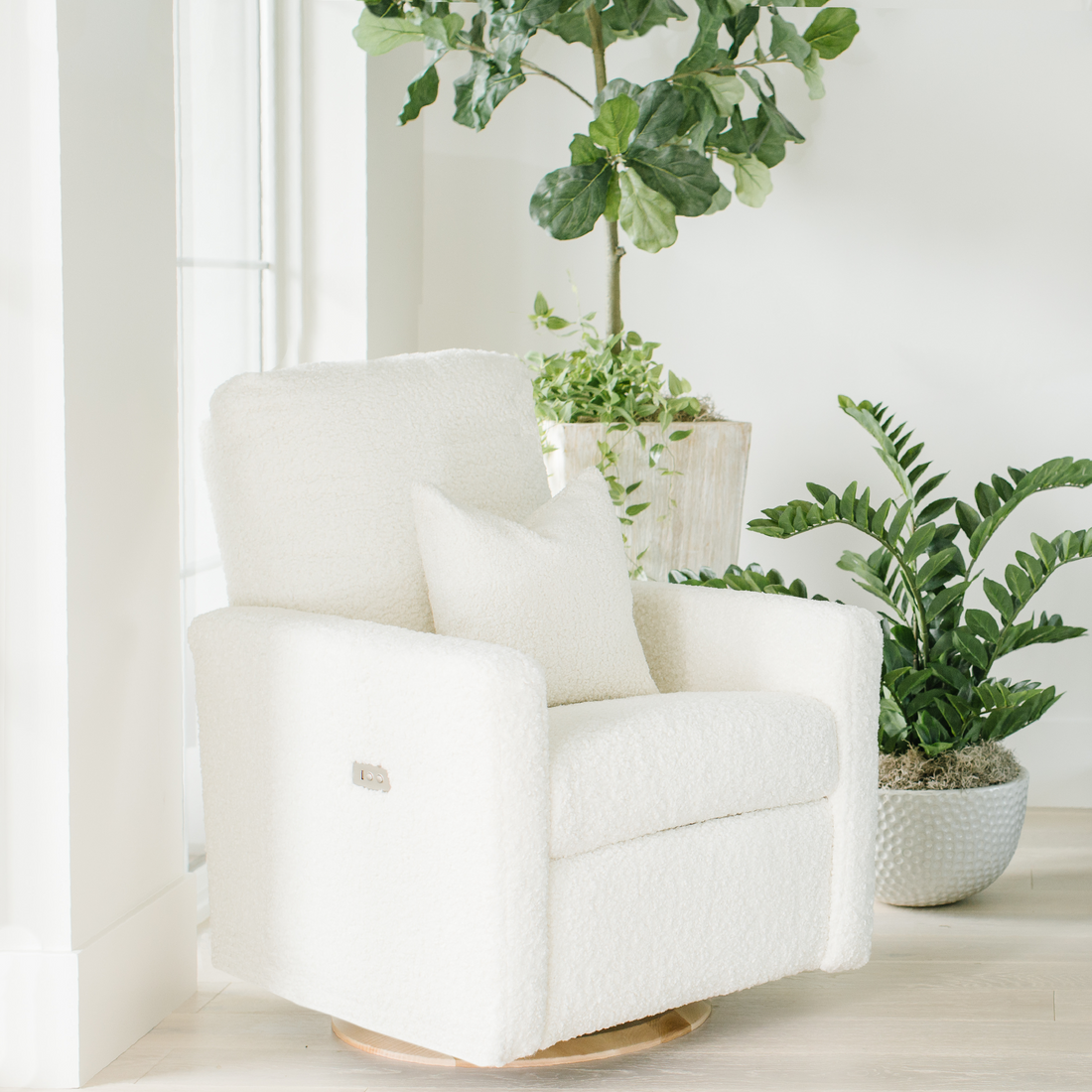 Drew small swivel 2025 chair