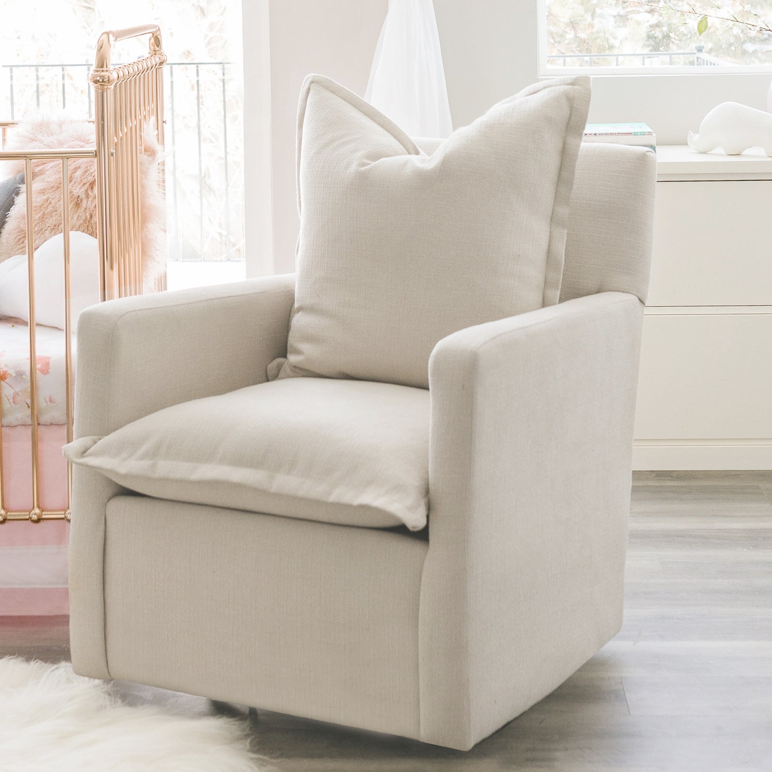 Nola – Swivel Nursery Glider – High Performance Ecru