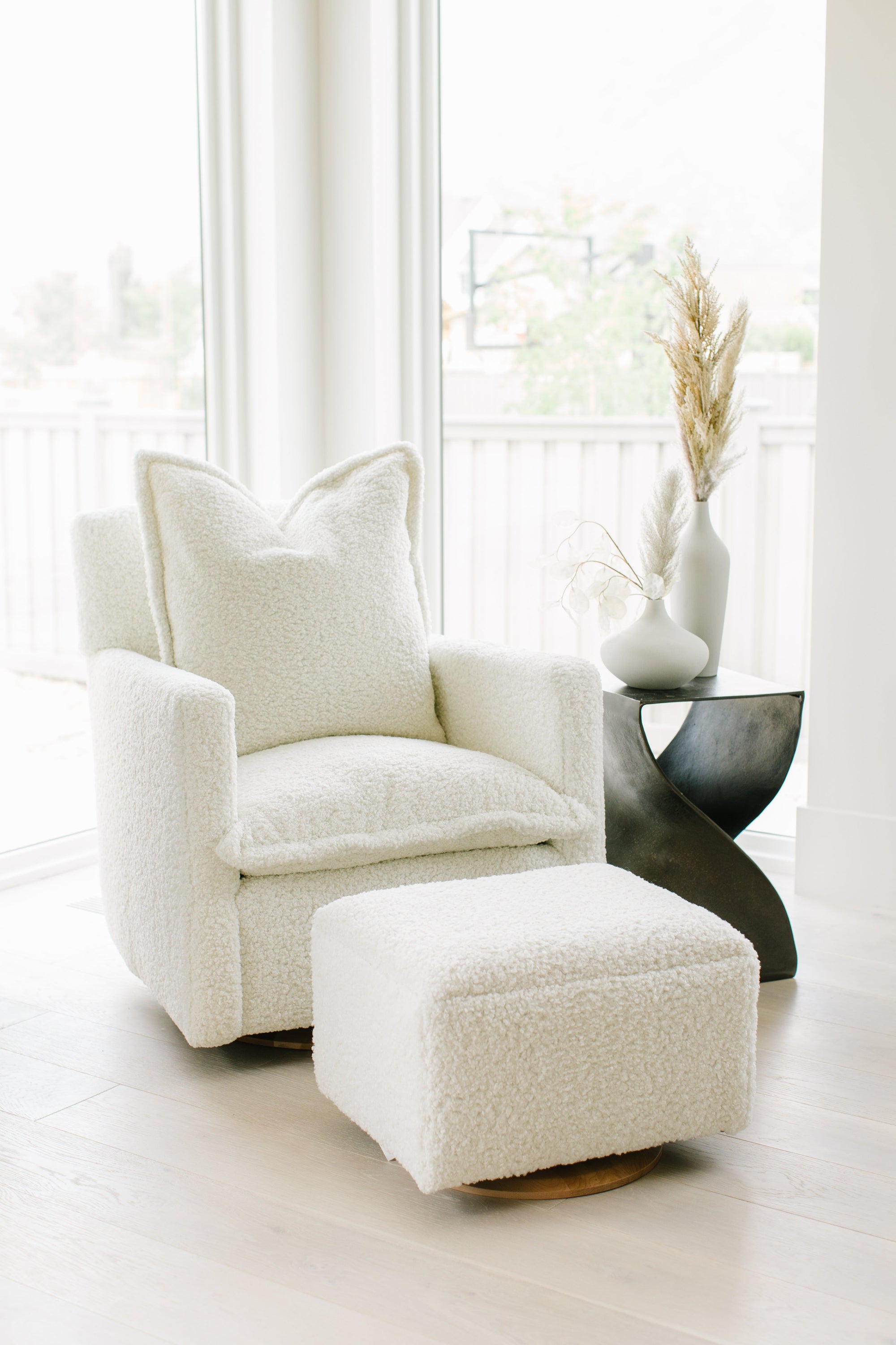 Nola – Swivel Nursery Glider - Sheepskin Cloud